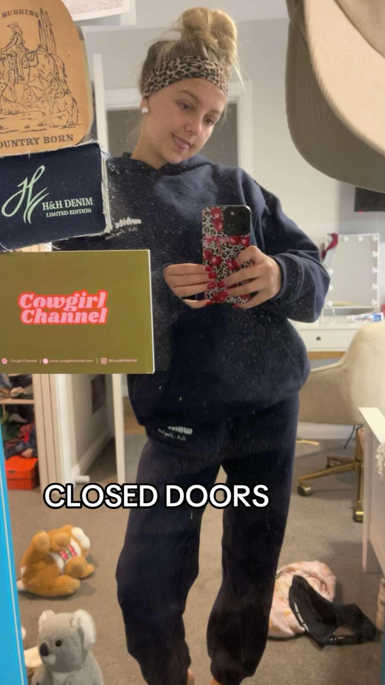 @𝐓𝐚𝐡𝐧𝐢𝐞𝐬𝐡𝐚 🥂