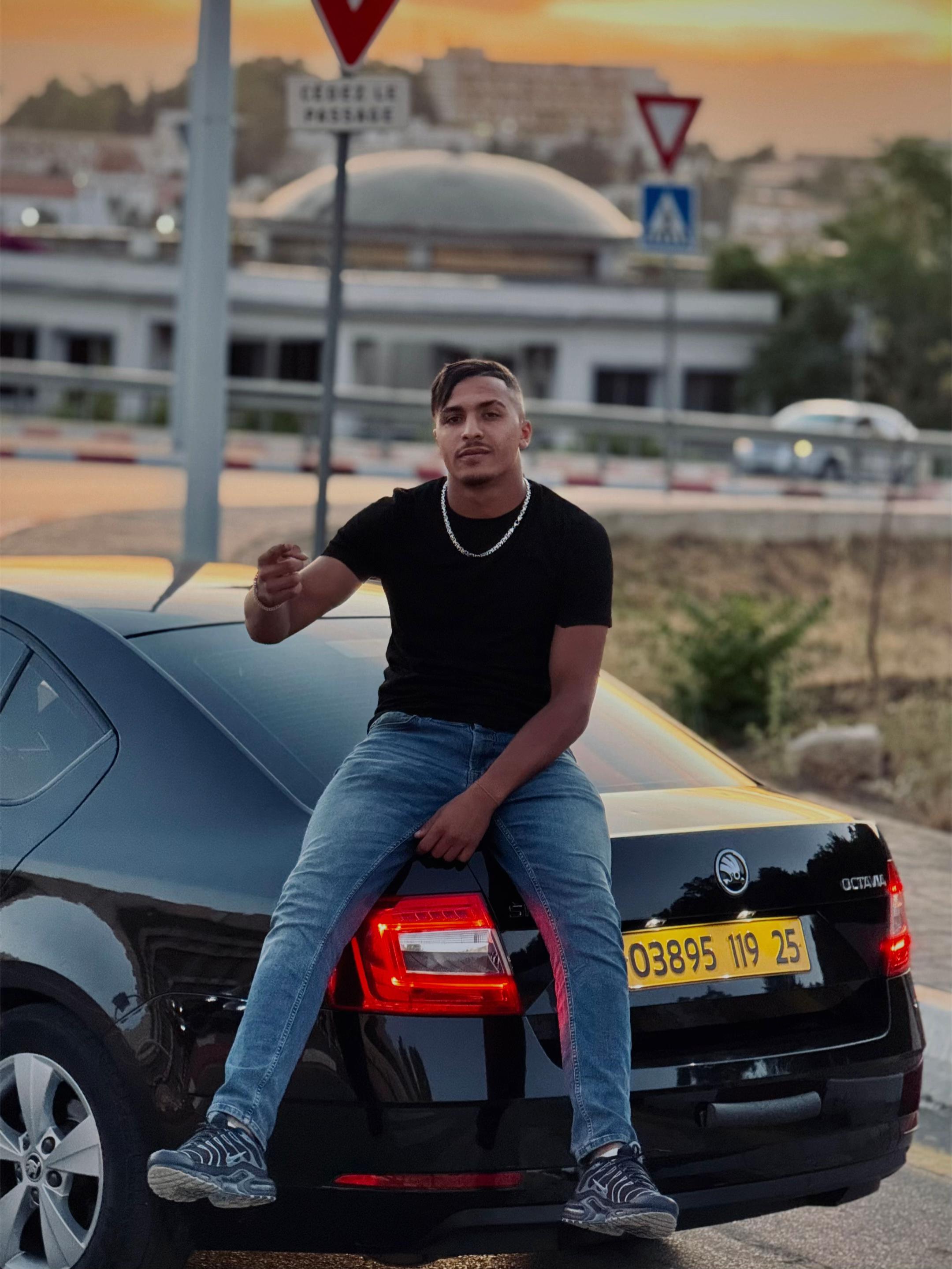 @salah_akacha