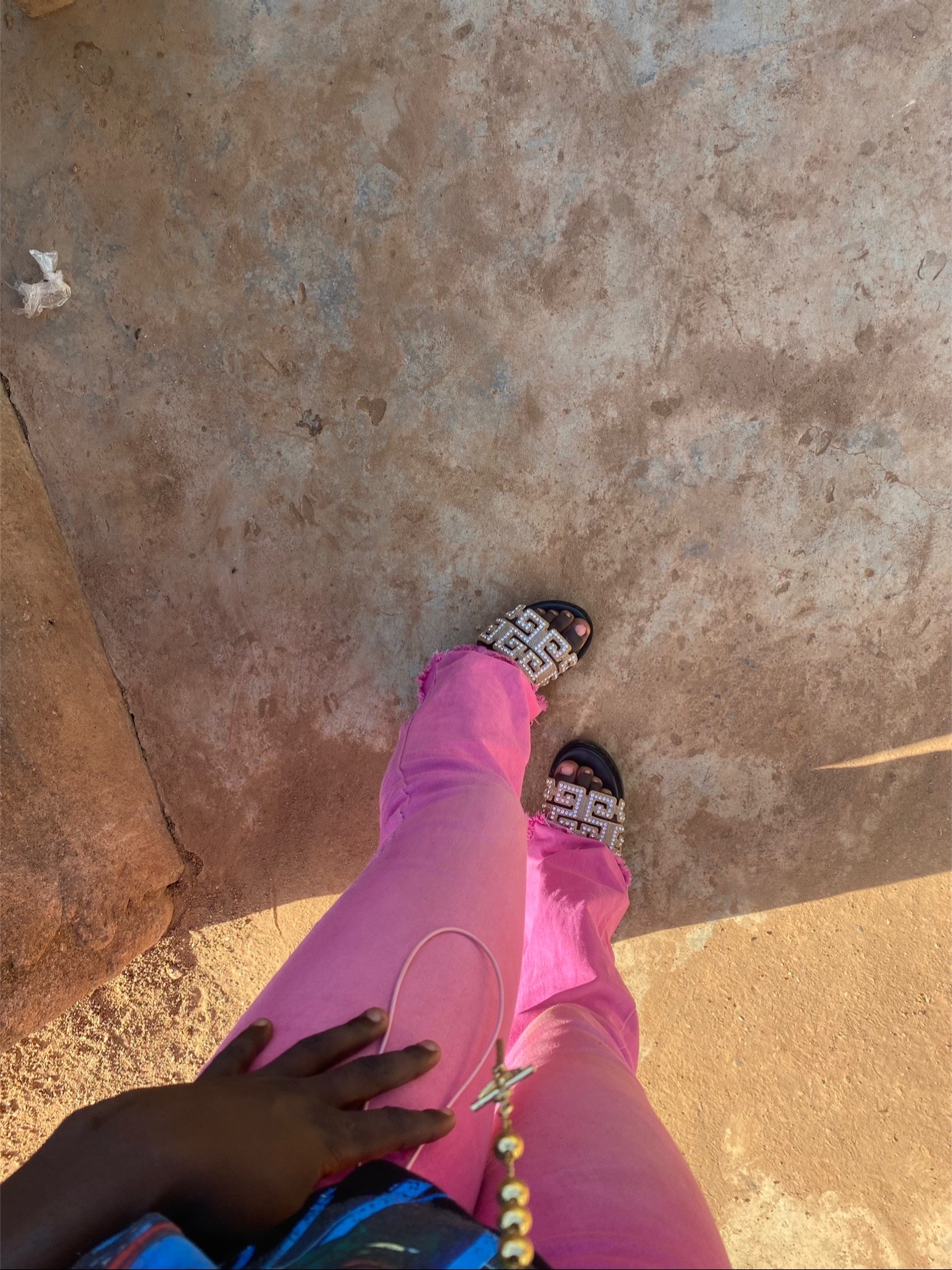 @She&rsquo;s-&bull;🌸🤍~~&bull;Nana Yhaa🖤🤍