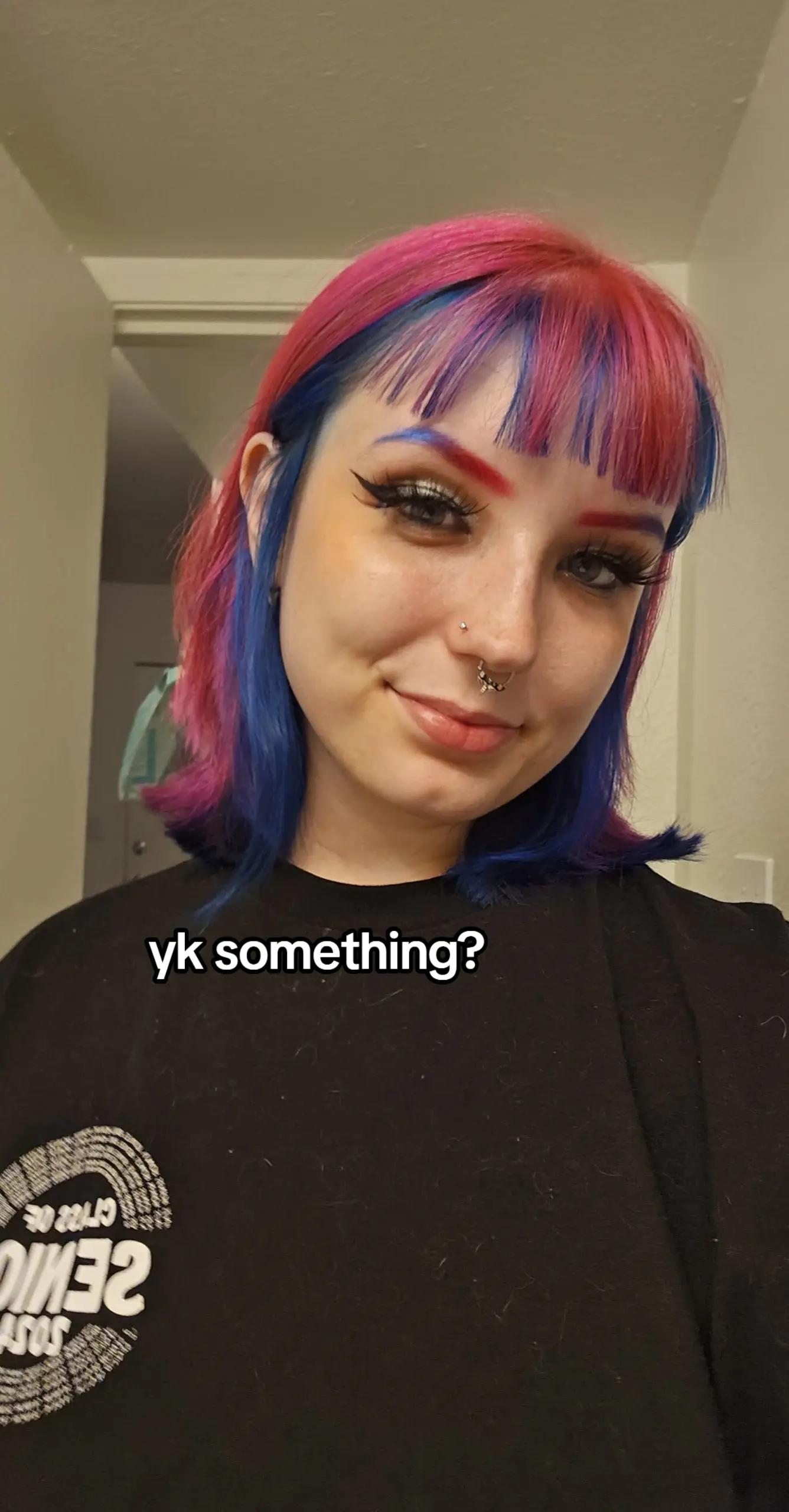 @graye<3