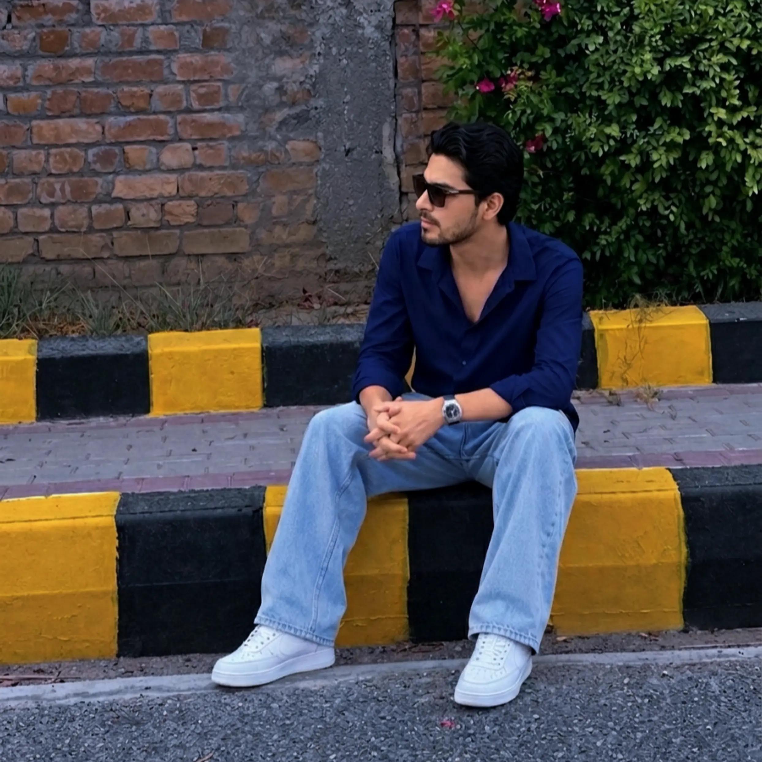 @Osama•KHAN•zia🇸🇦🇪🇺