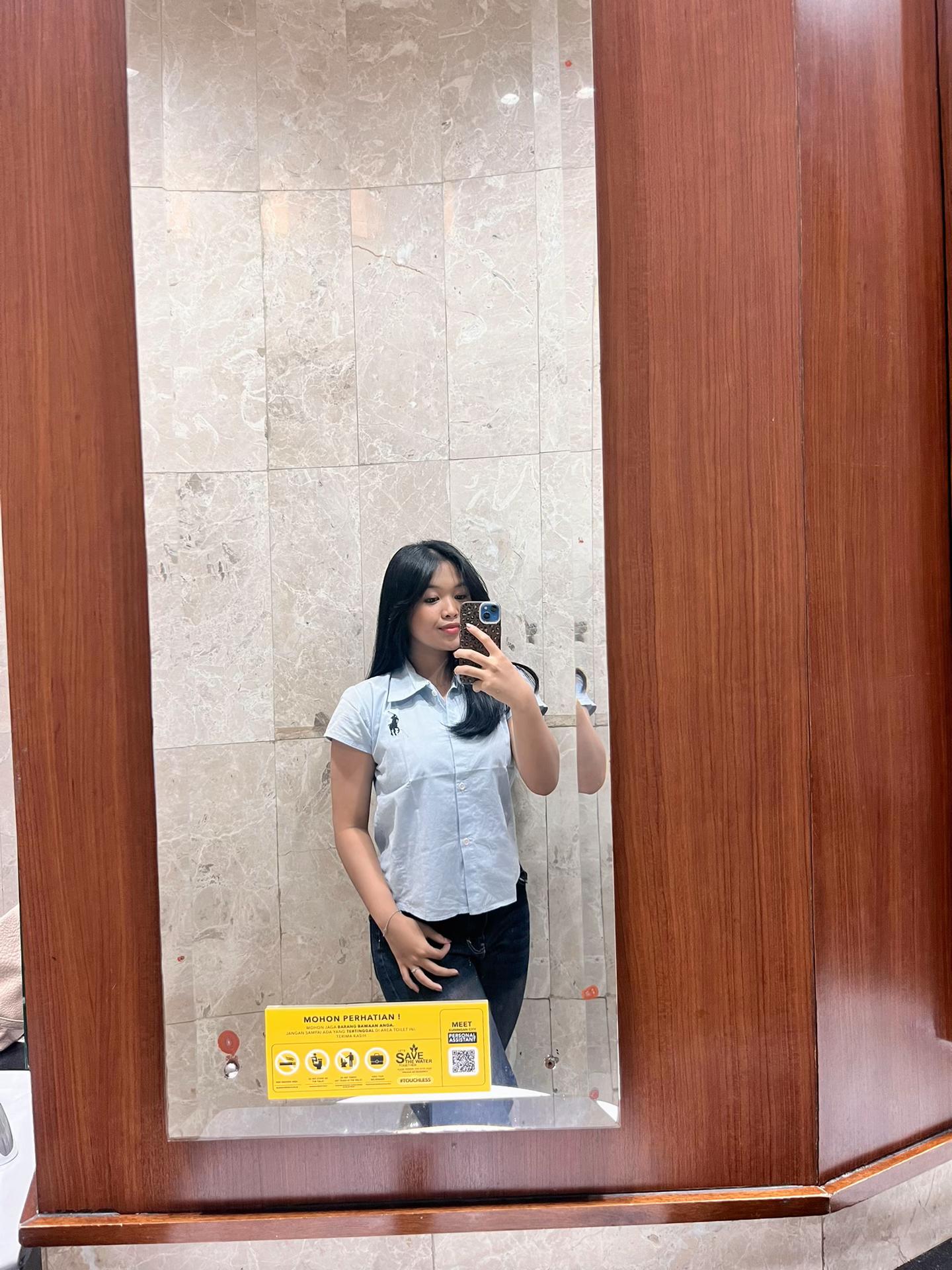 @Nikiii