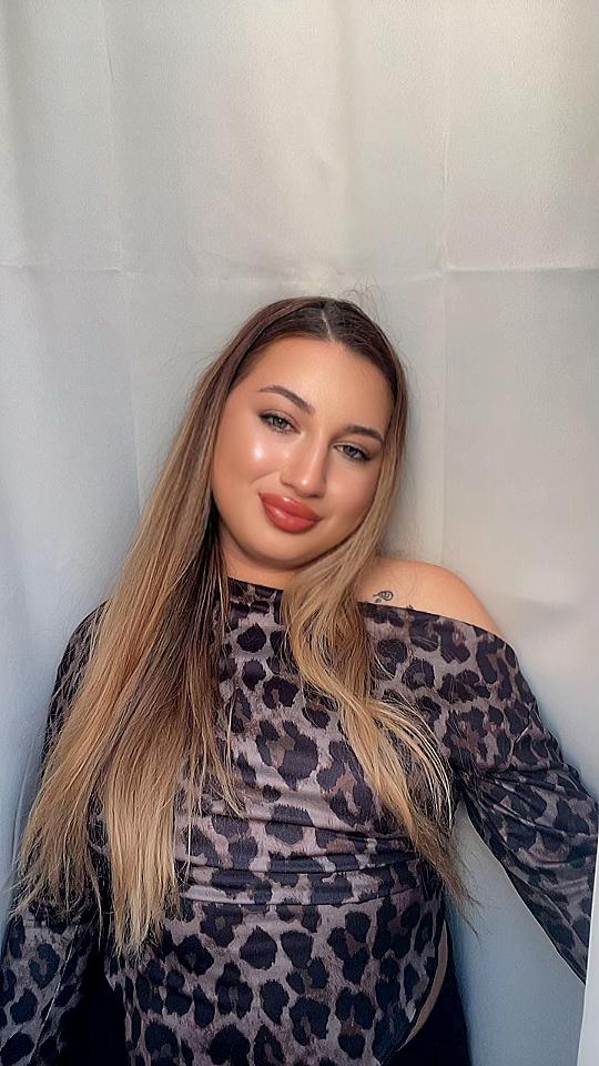 @dianademi0