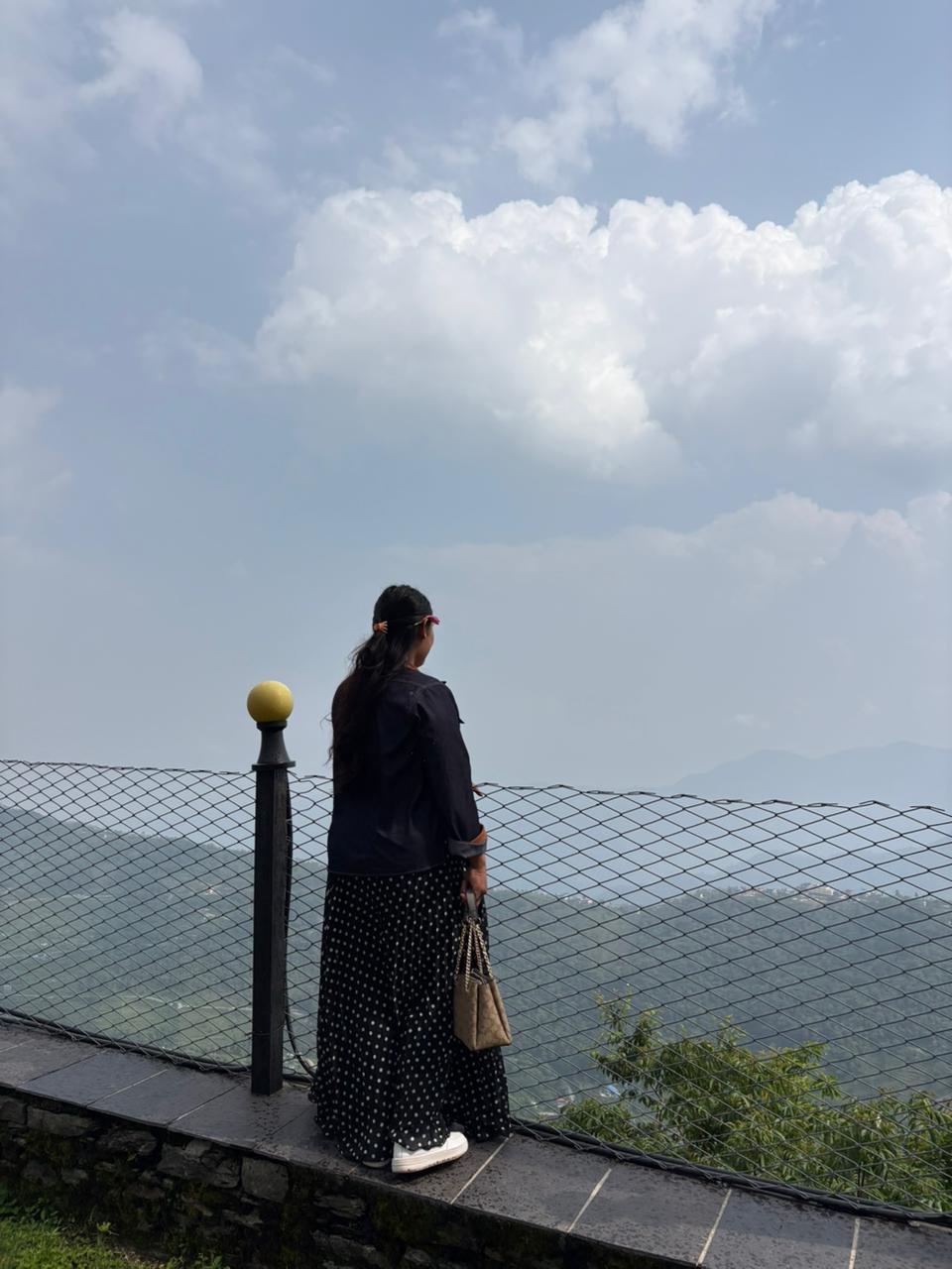@लक्ष्मी🧿