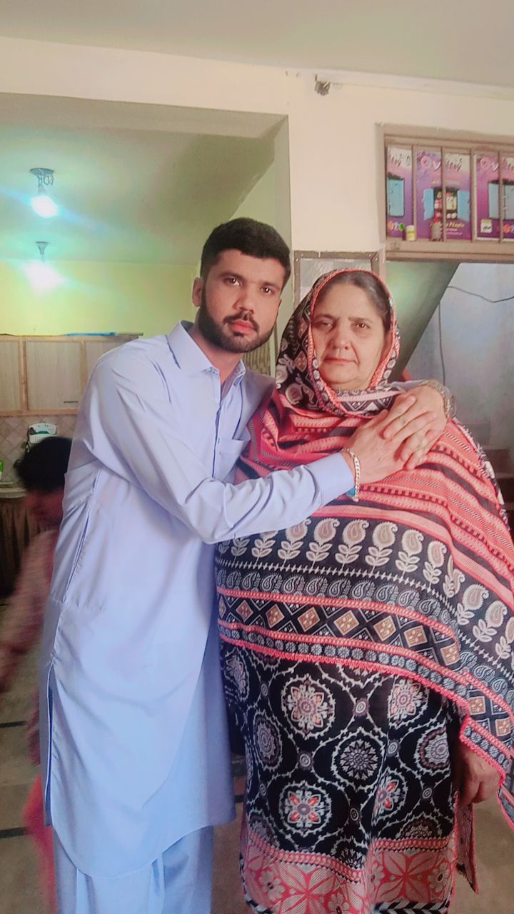@Basharat Nawaz