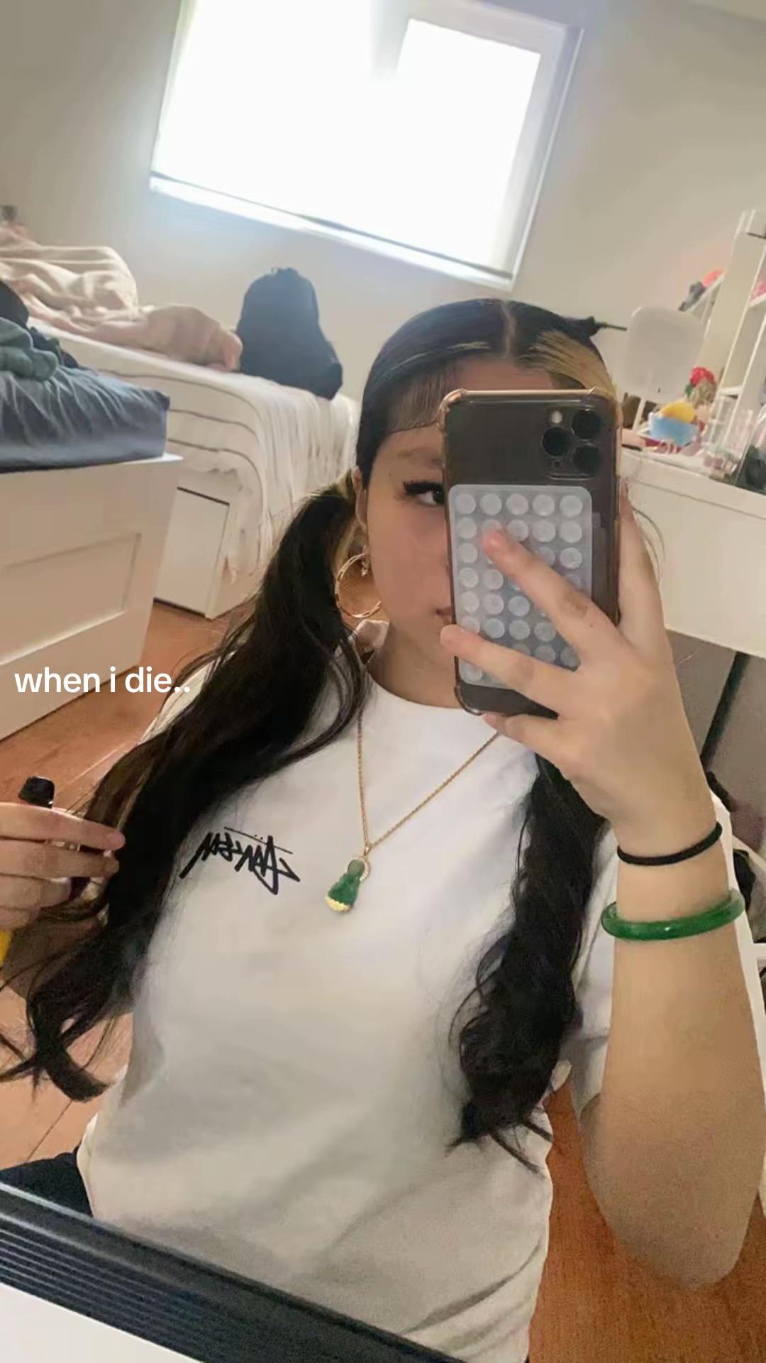 @👩🏻&zwj;🔬