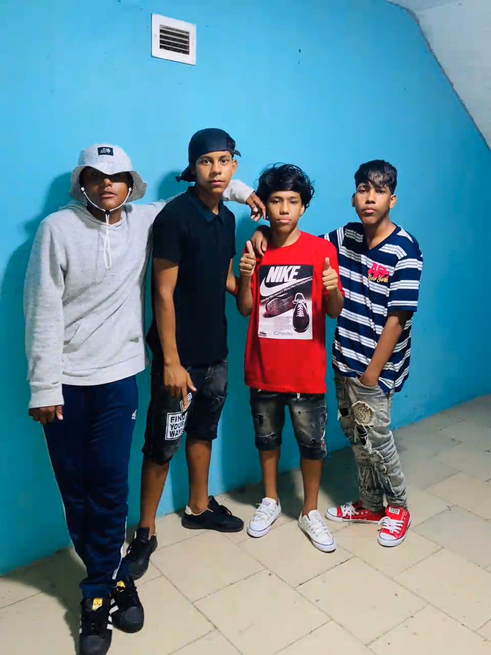 @S.A.N.T.I.♕🤴🏽
