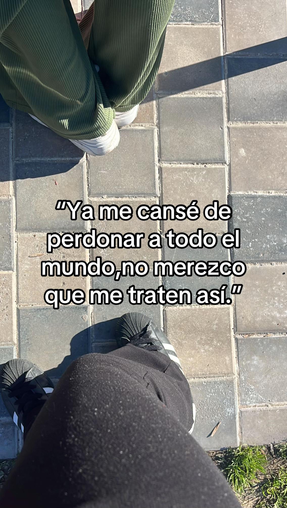 @agossniz_