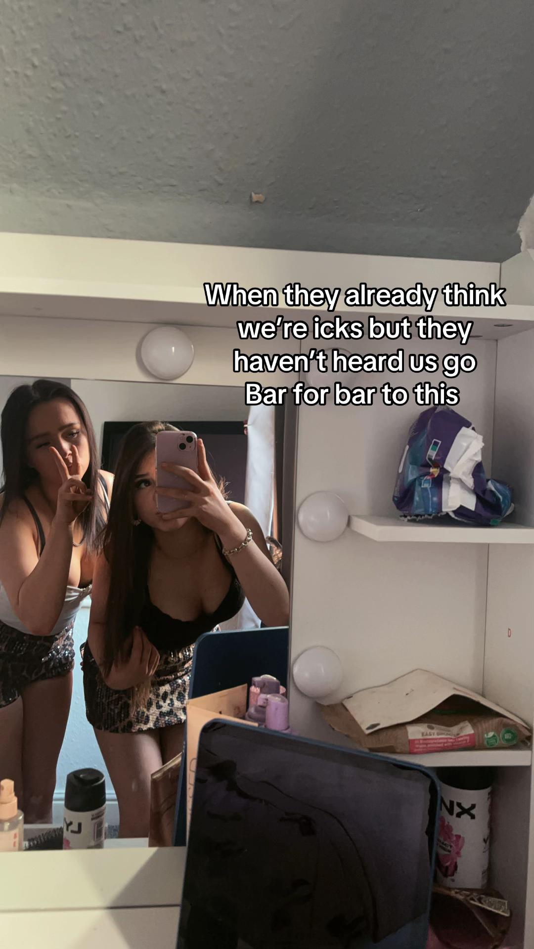 @Darcylilyspam x
