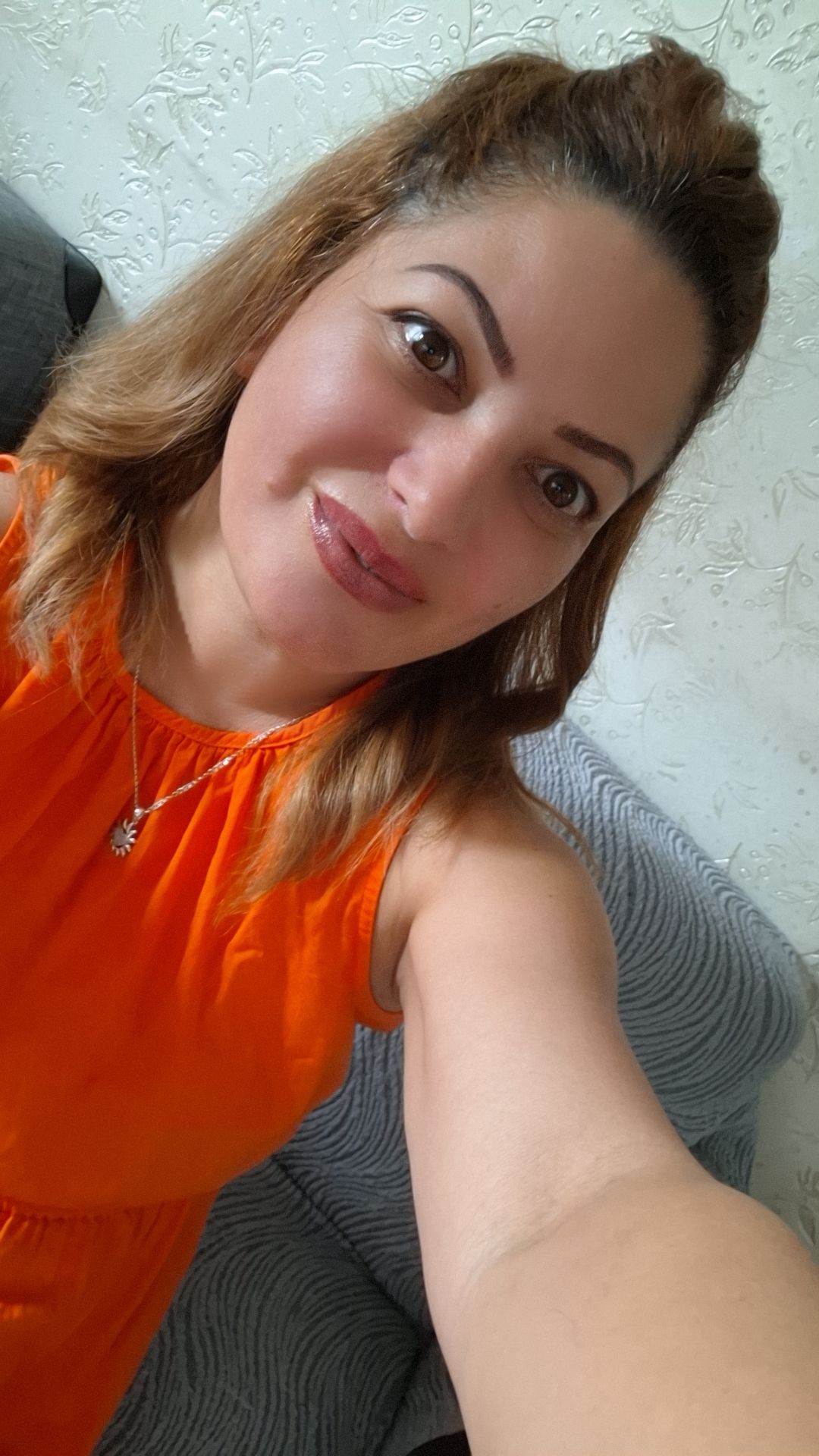 @🥰ლუსი🥰