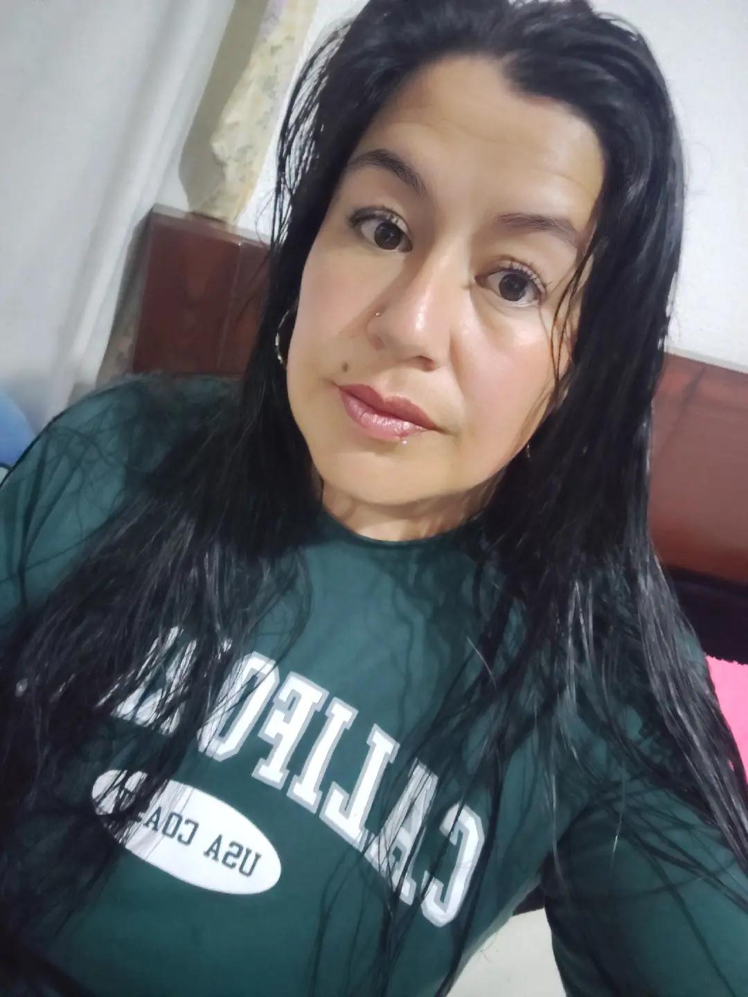 @jazminvalencia305