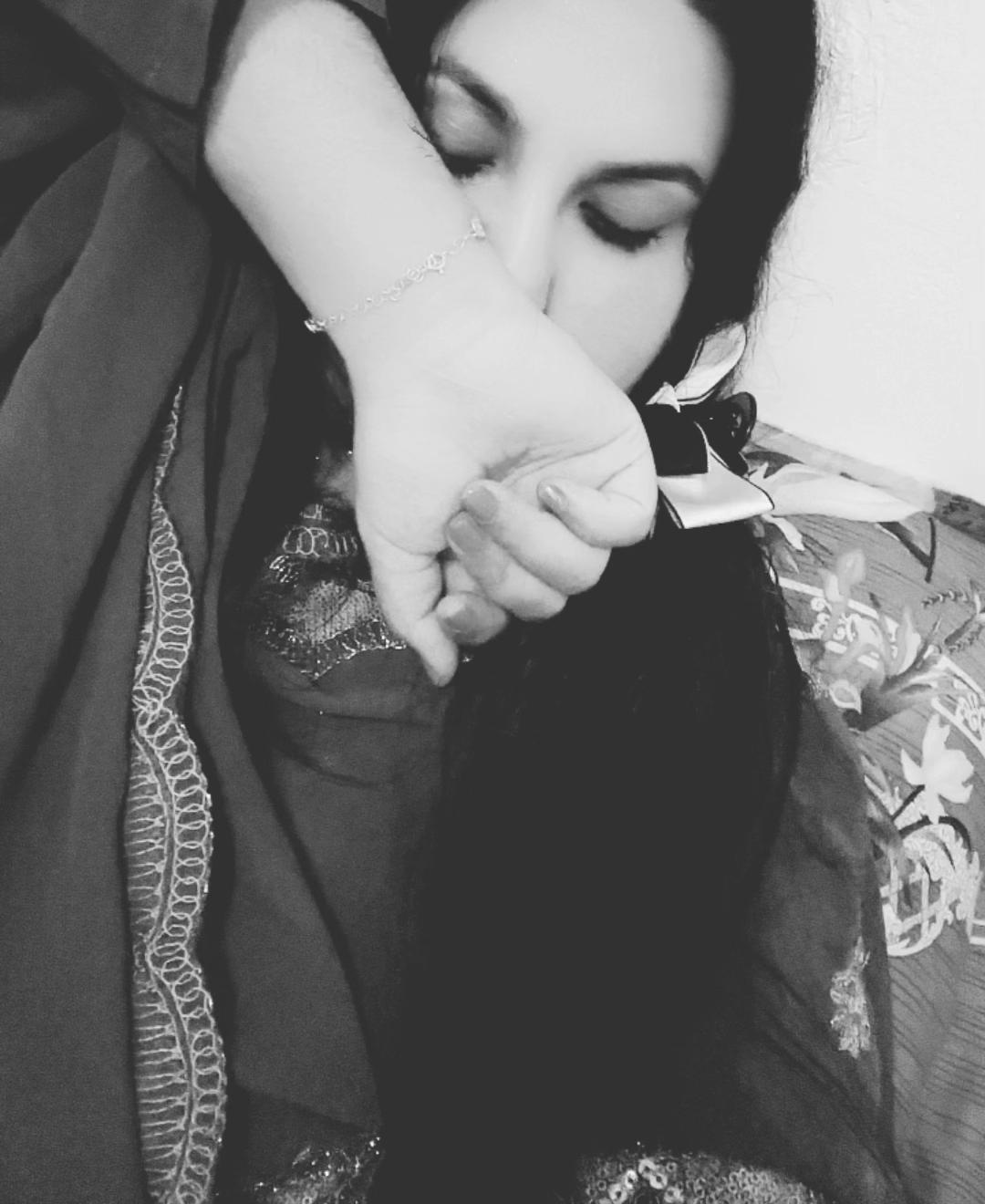 @Oishi_Jahan