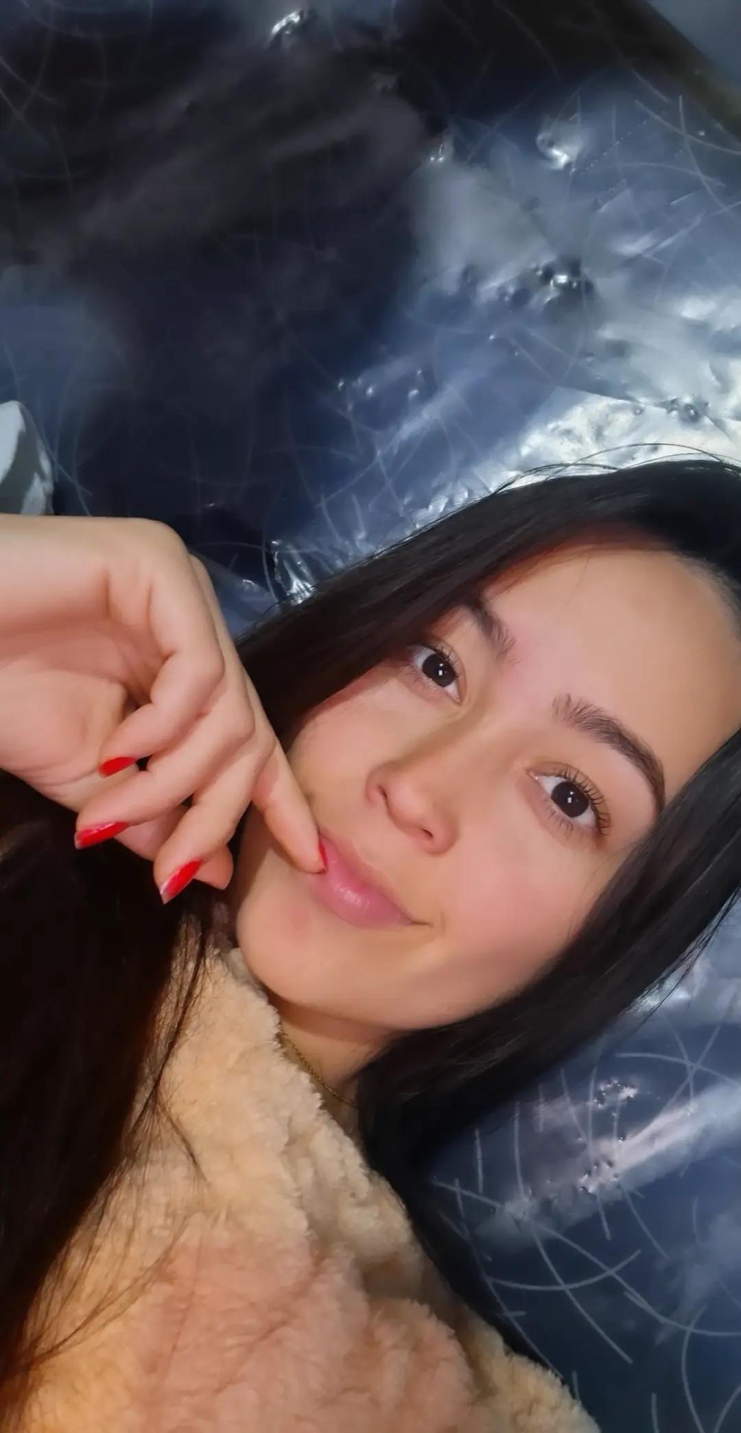 @Elizabeth🦋