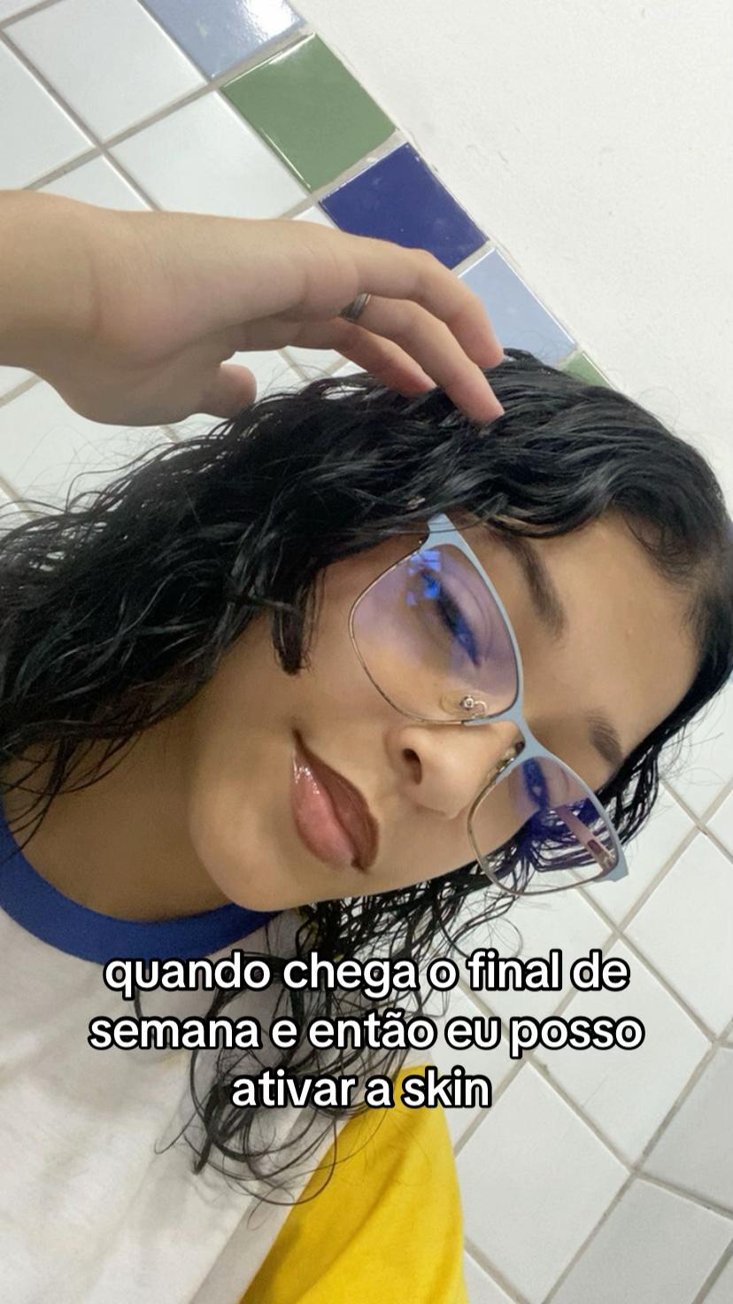 @Nay D'Menina🩷🖤