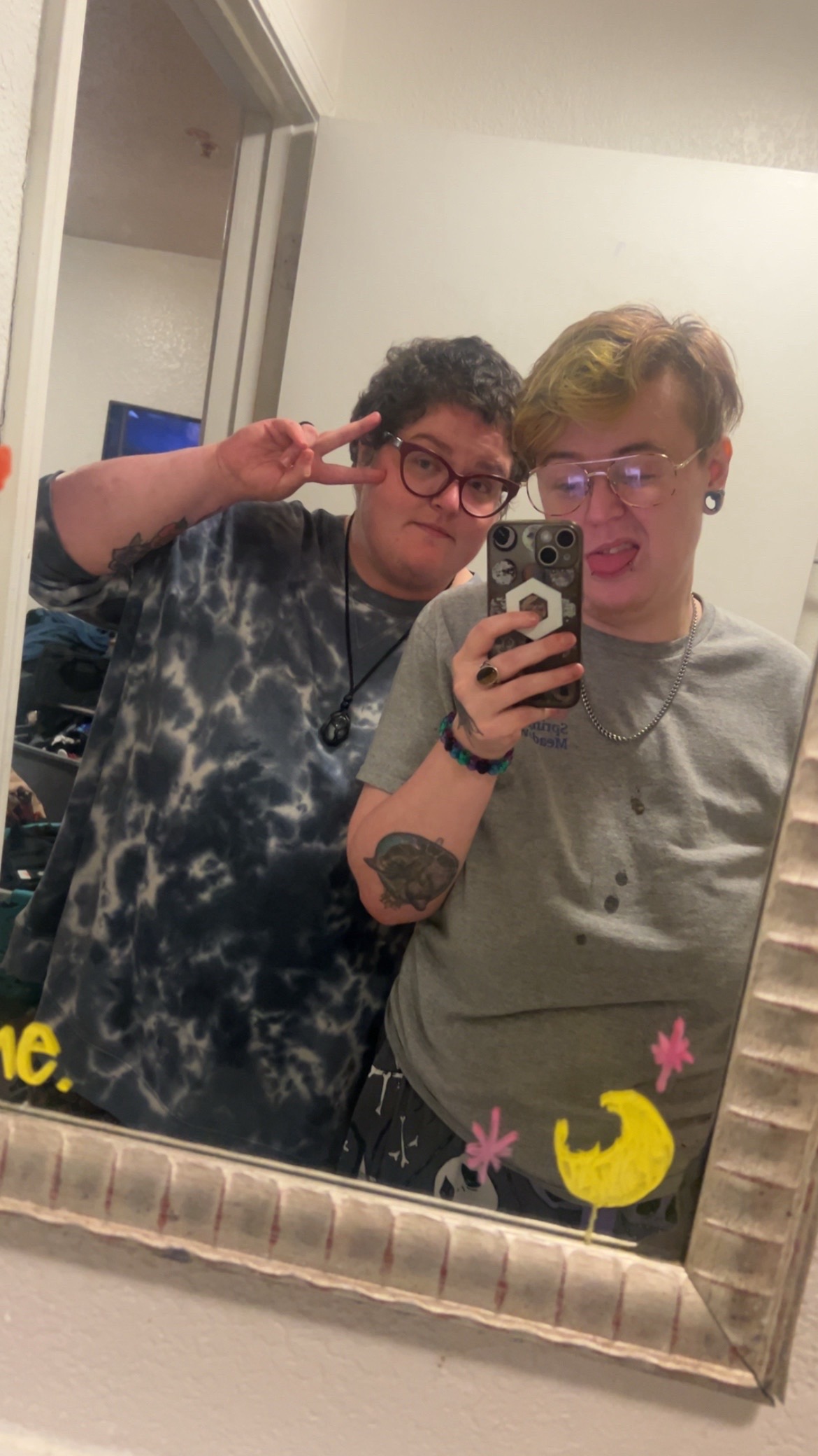 @moonboy🦇