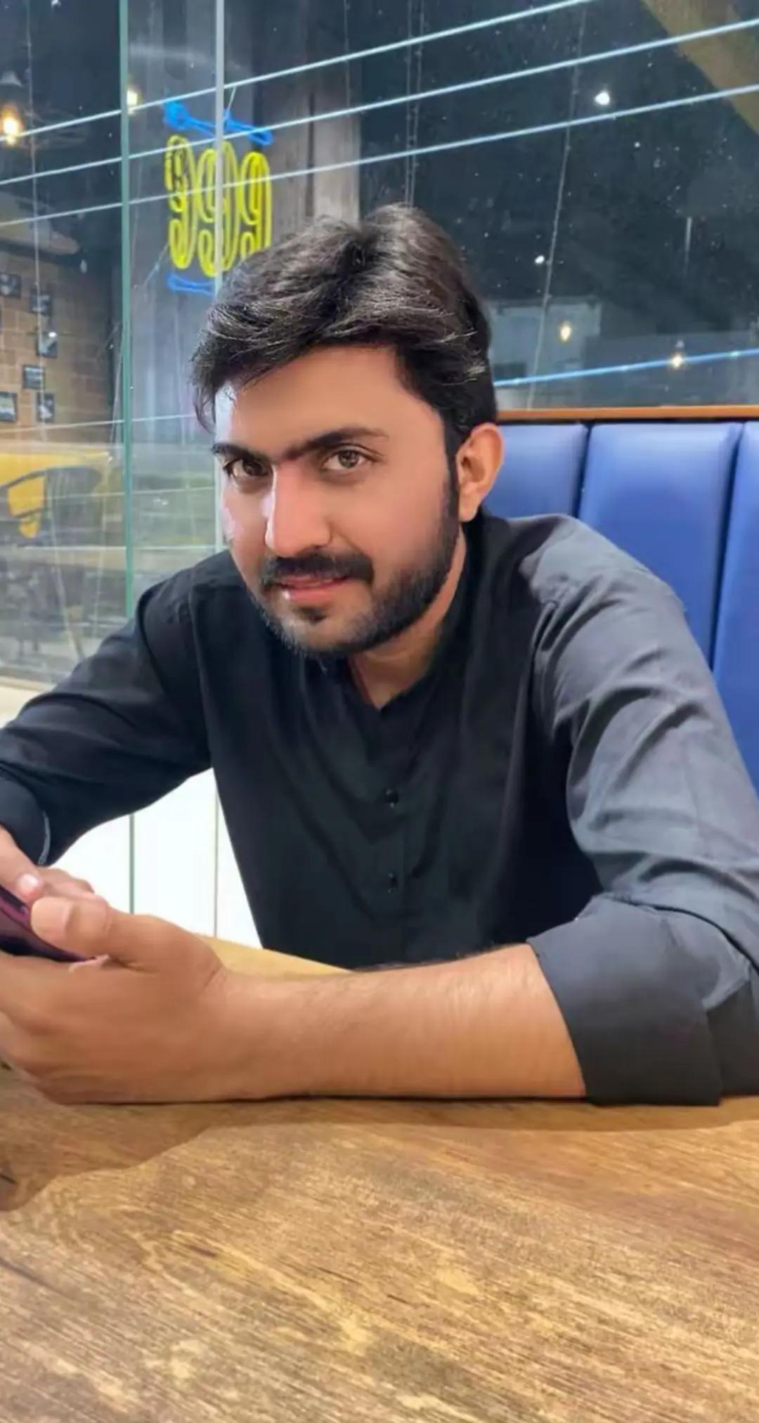 @حاجی دانش رزاق