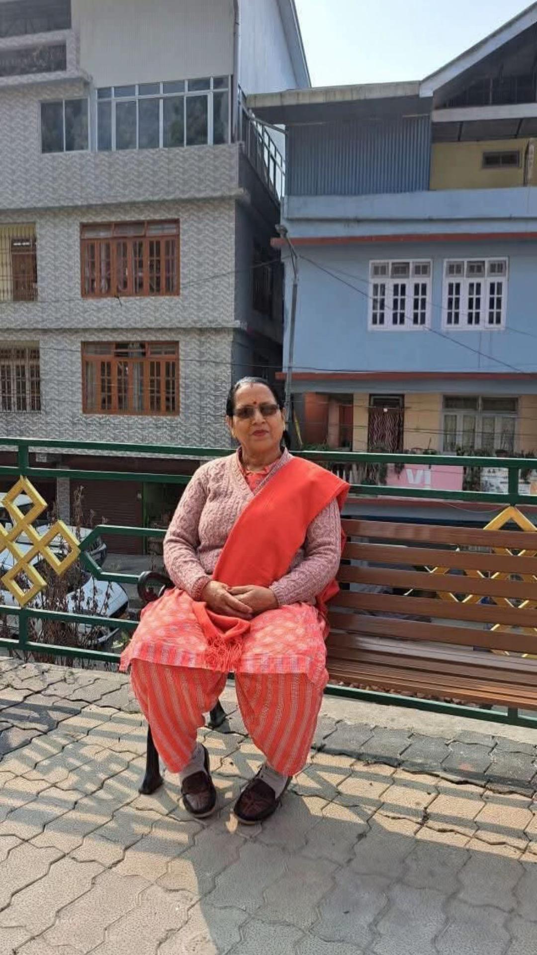 @Shobhagautam(shobha didi)