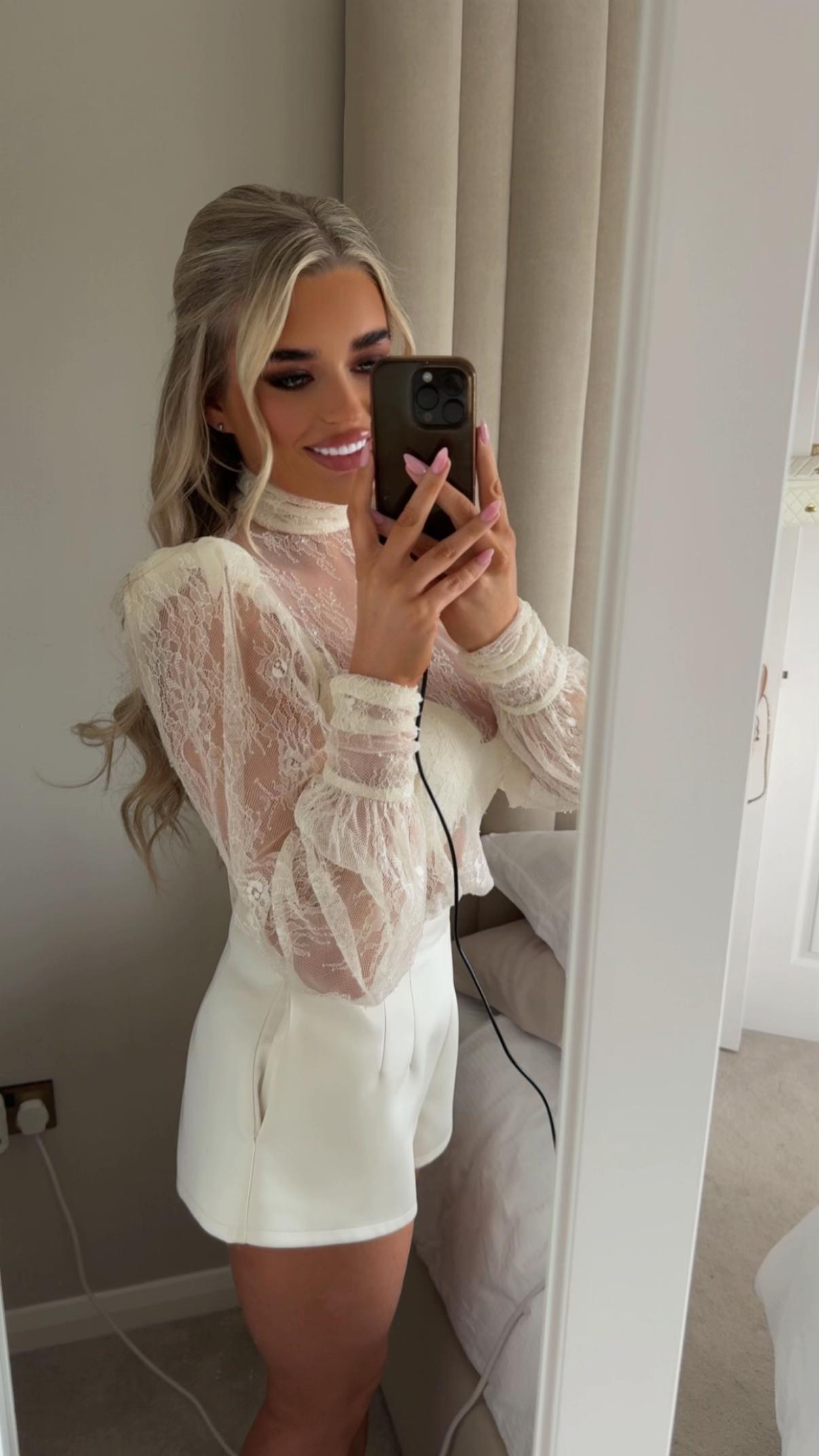 @hayleyspencerr