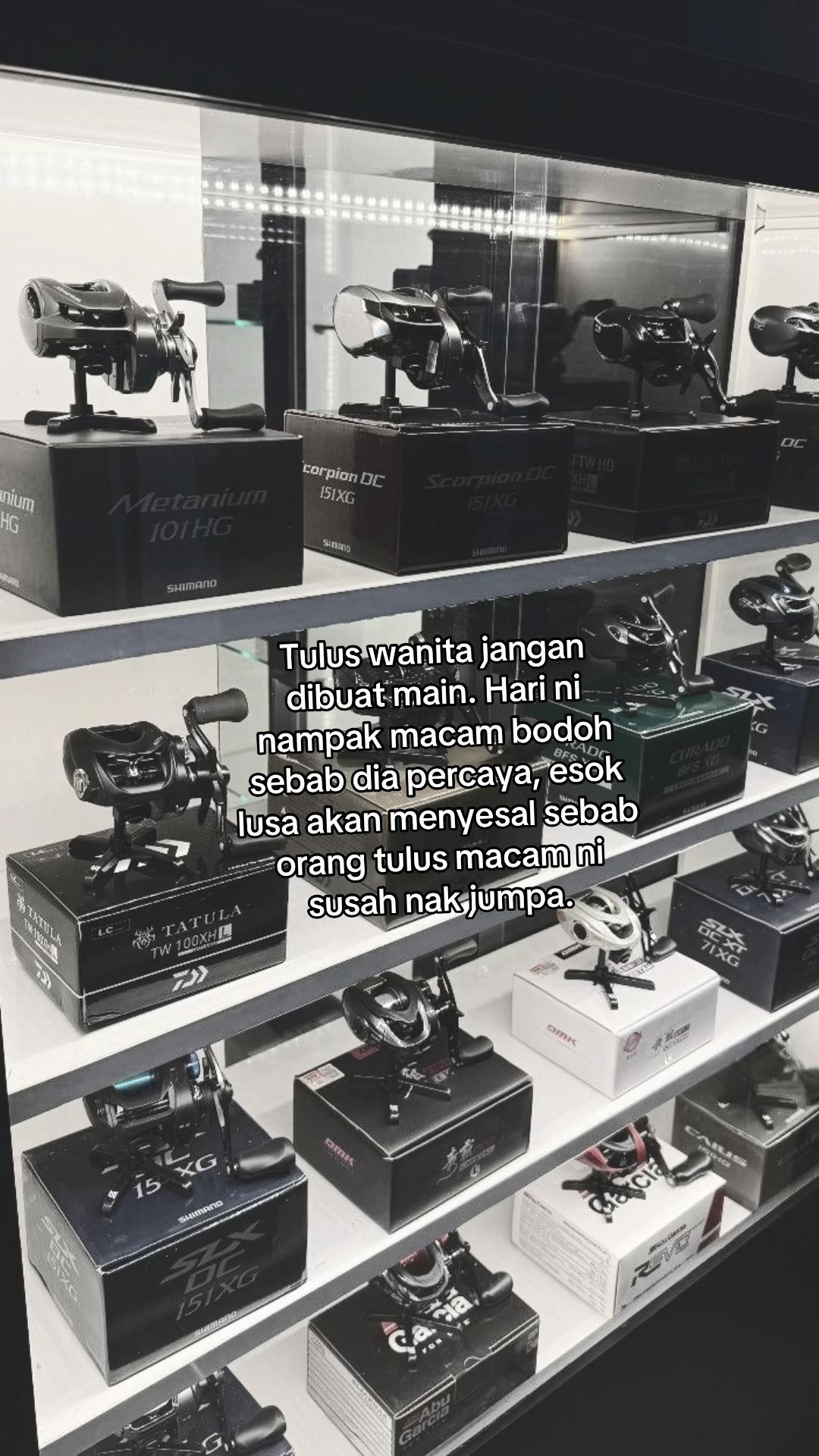 @𝑨.