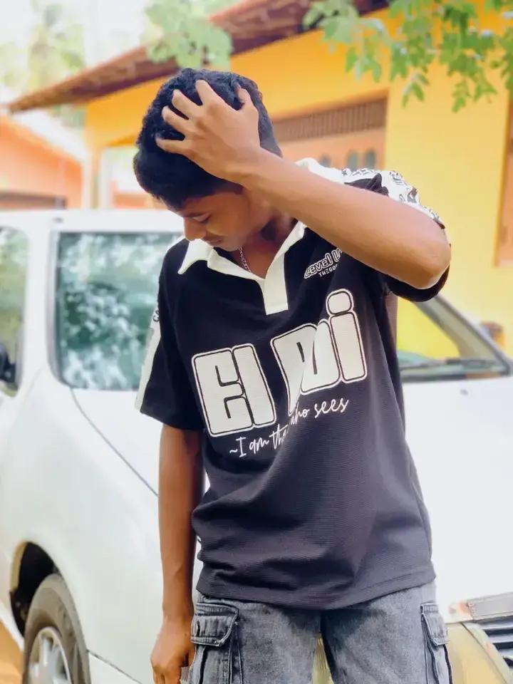 @T H A R U__🧸🇨🇾