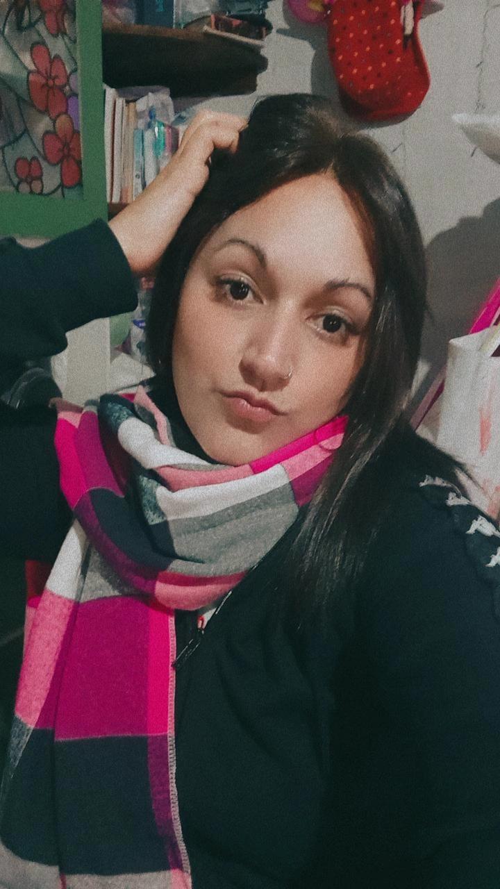 @Estefi castillo