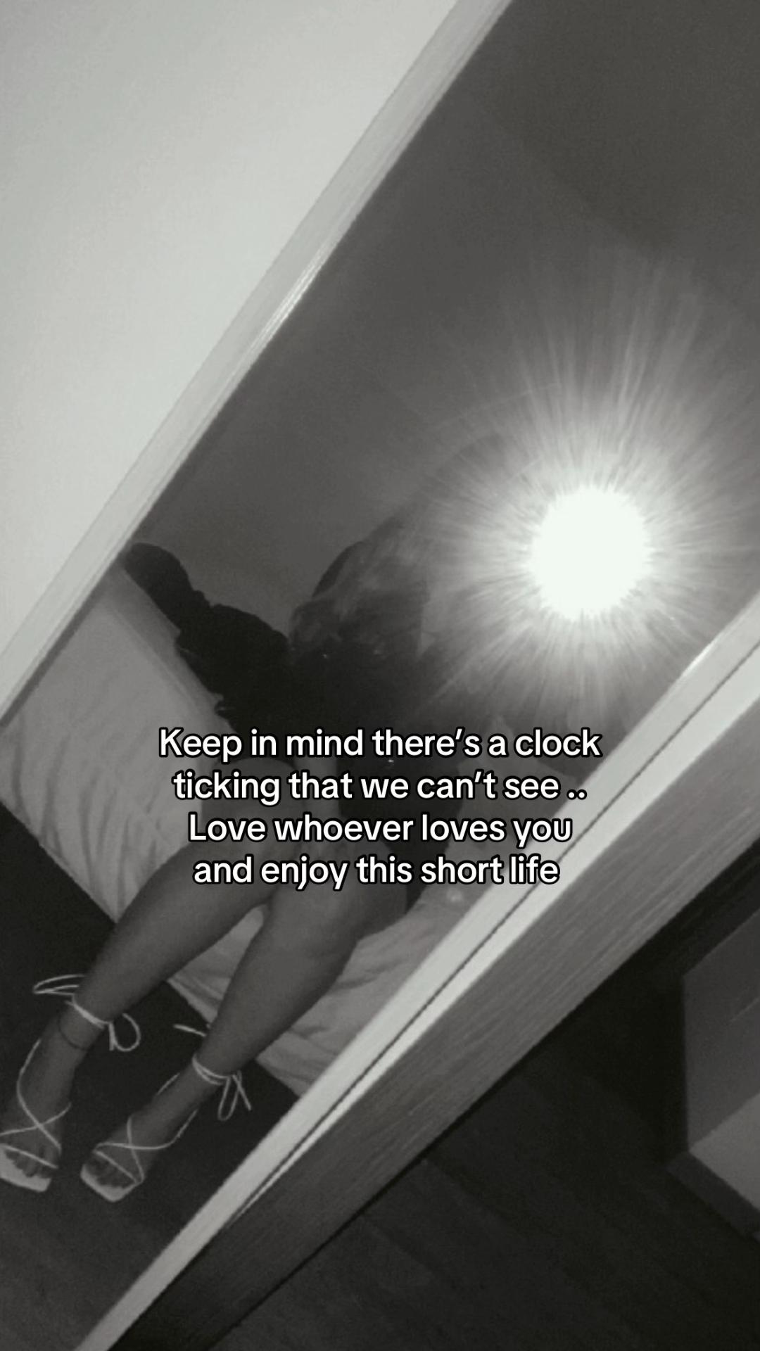 @𝓛𝓲𝓵𝓵𝔂 𝓰𝓻𝓪𝓬𝓮🥥