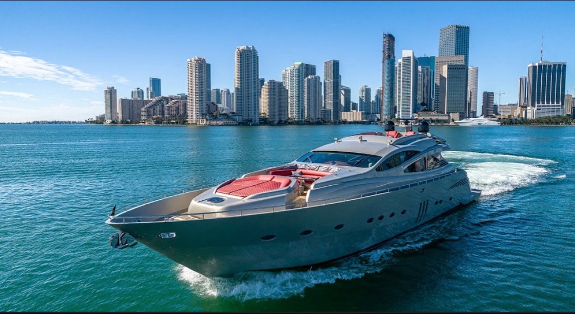 @Yachtvibesmiami