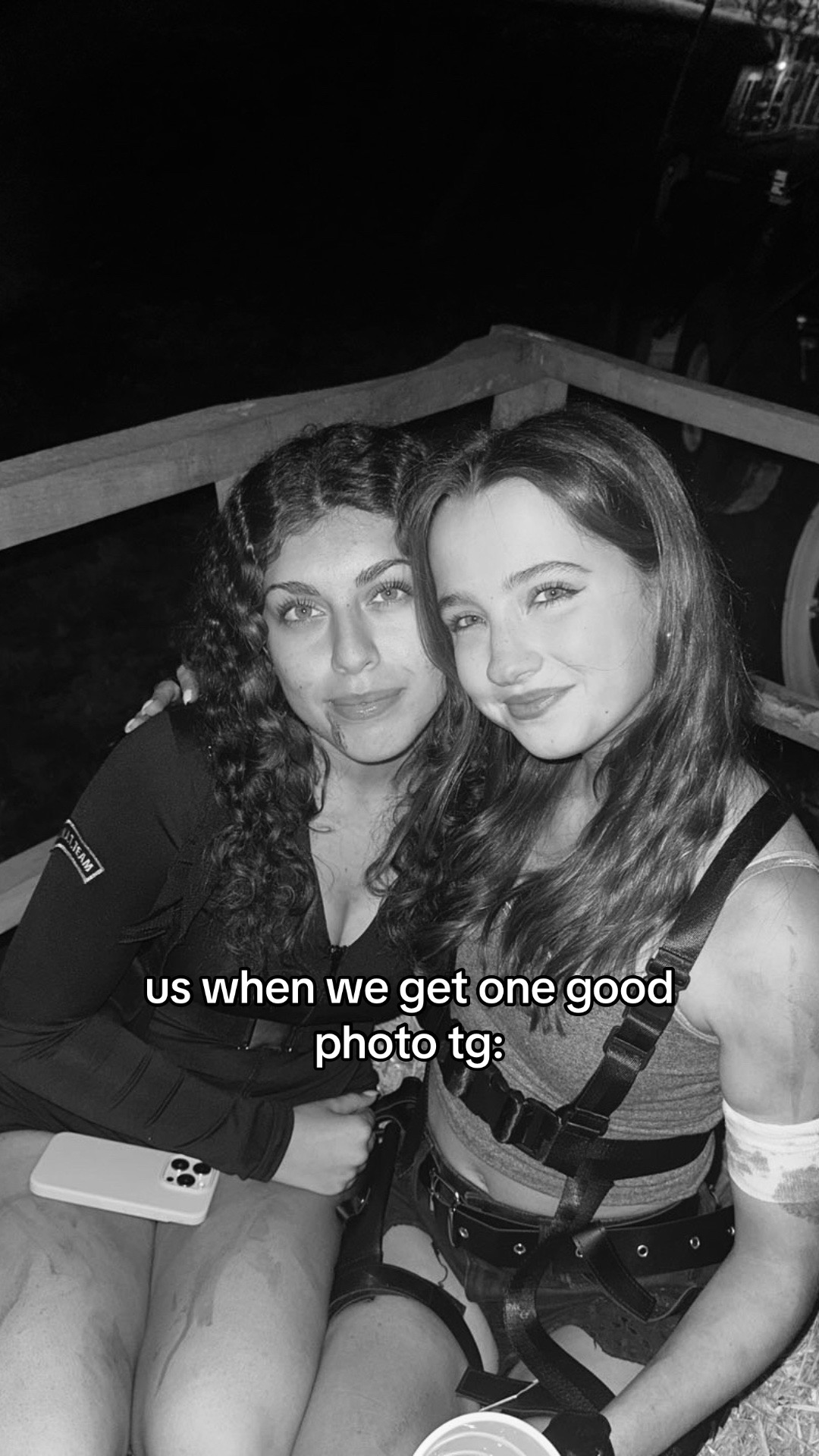 @??