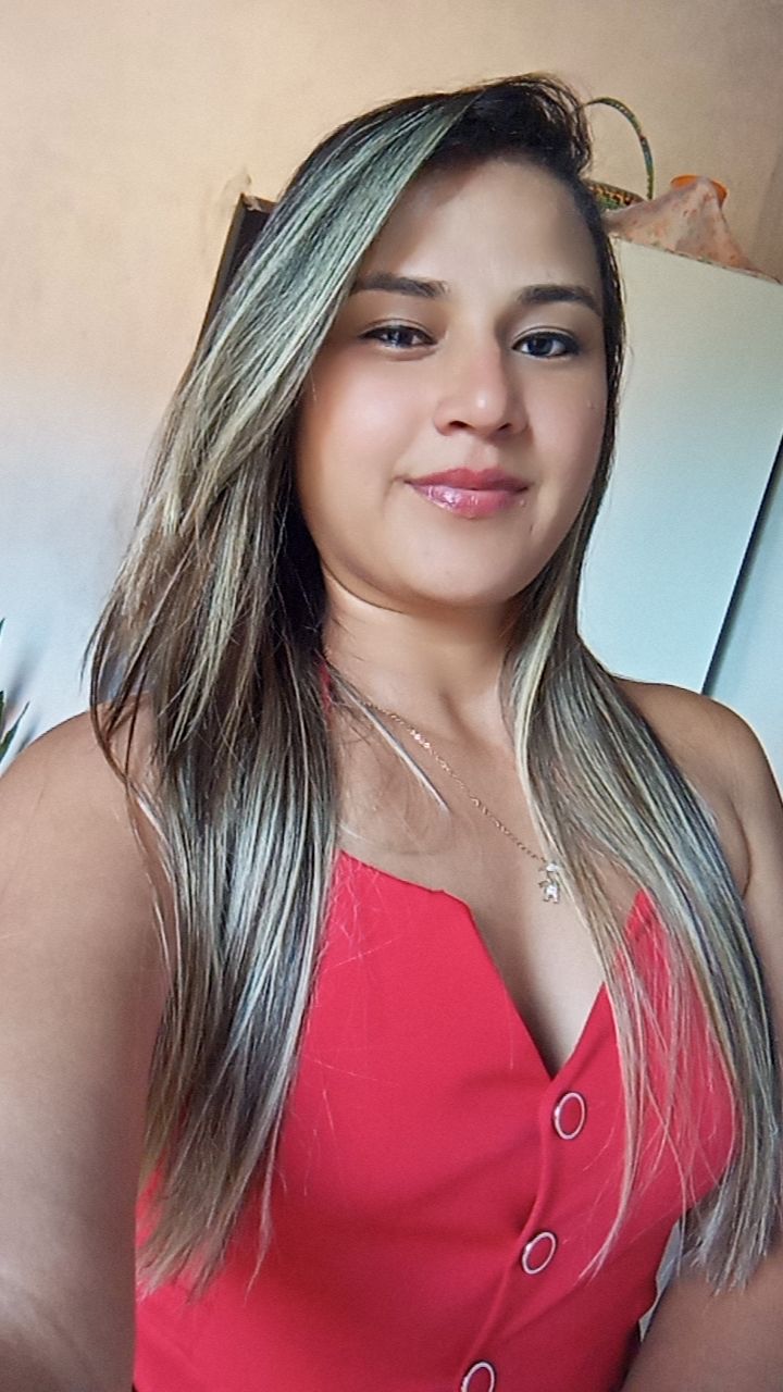 @Tha&iacute;s Silva
