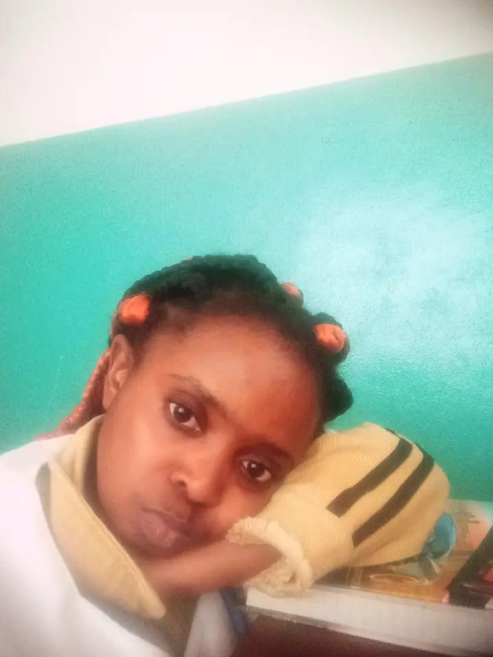@Ajibi Liviana237