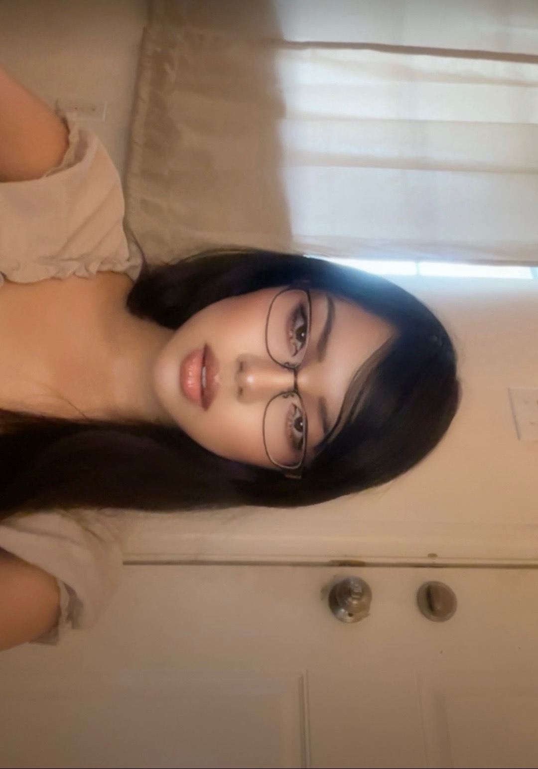 @❁
