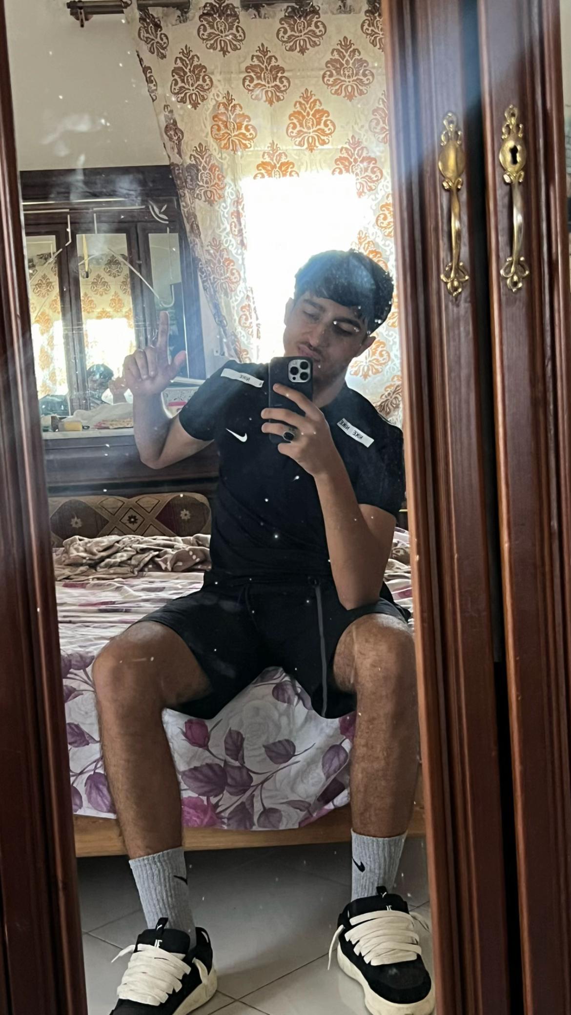 @MAZI🦁