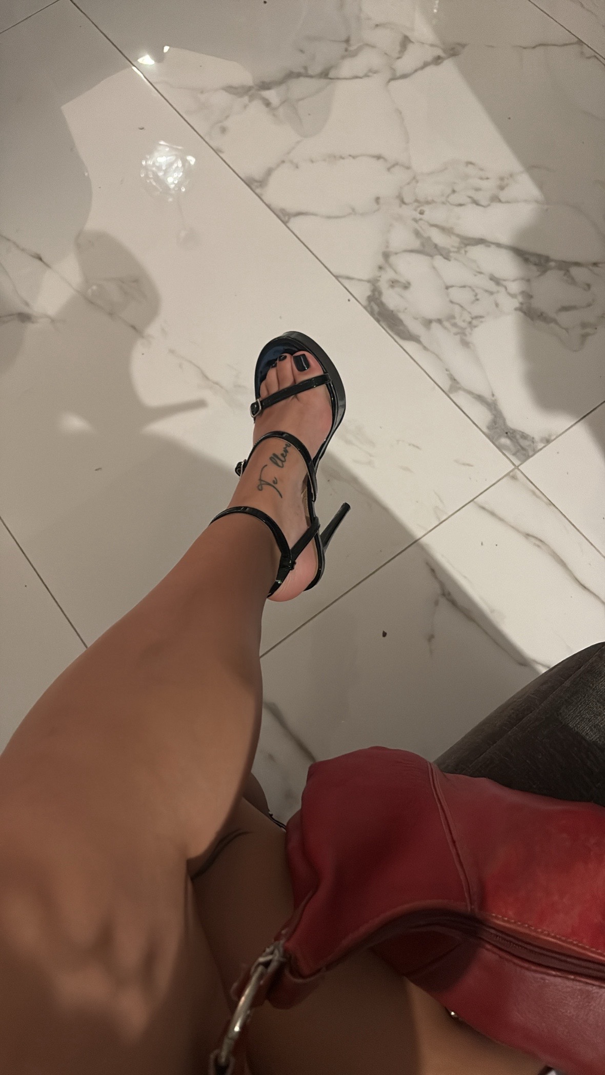 @t