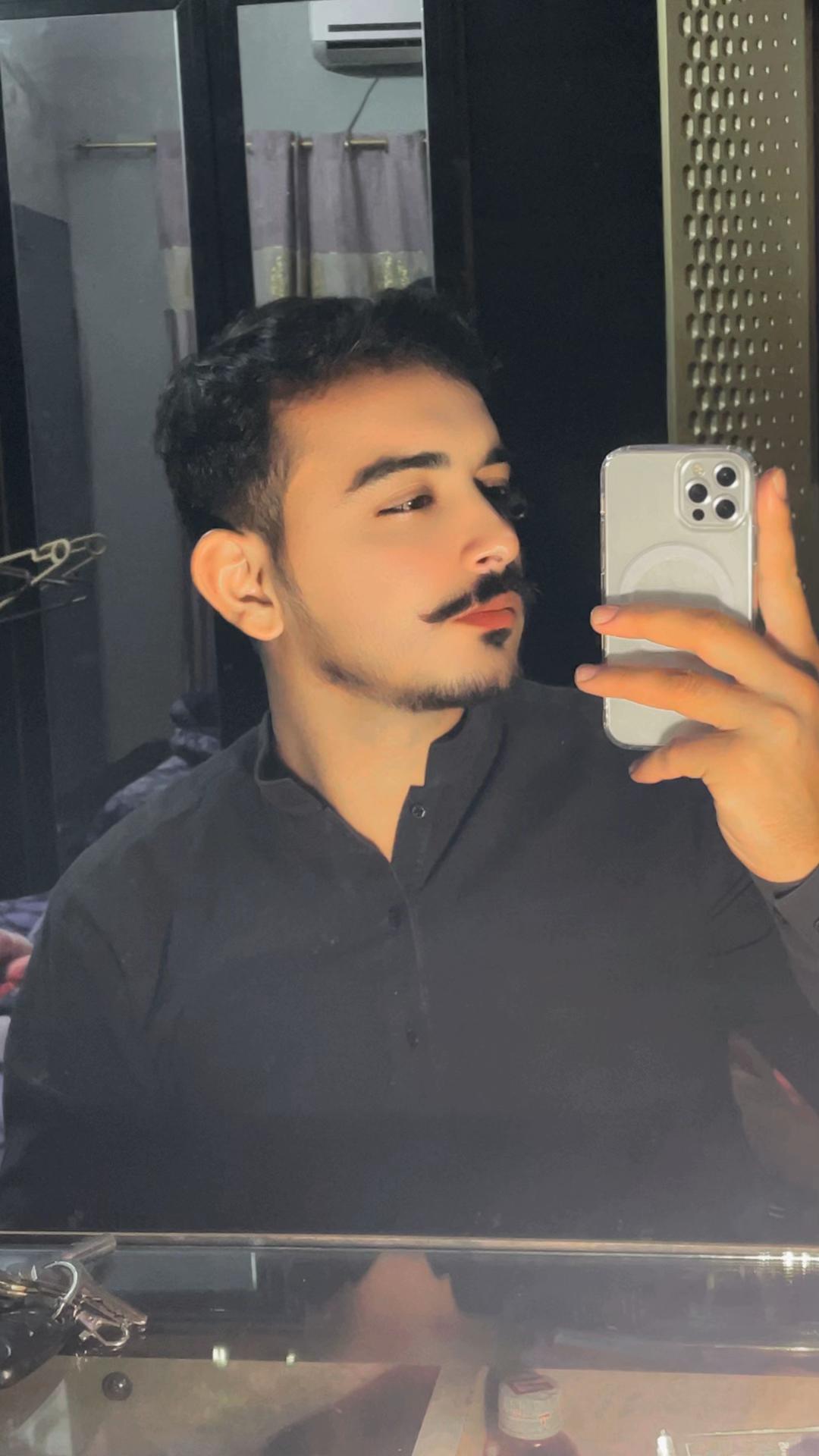@Zaiن Ul Abidiن