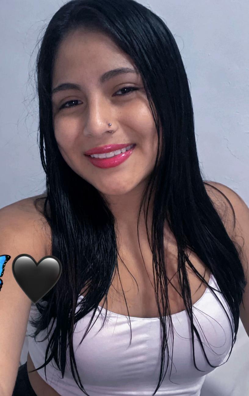 @Estefany 🍓🦋