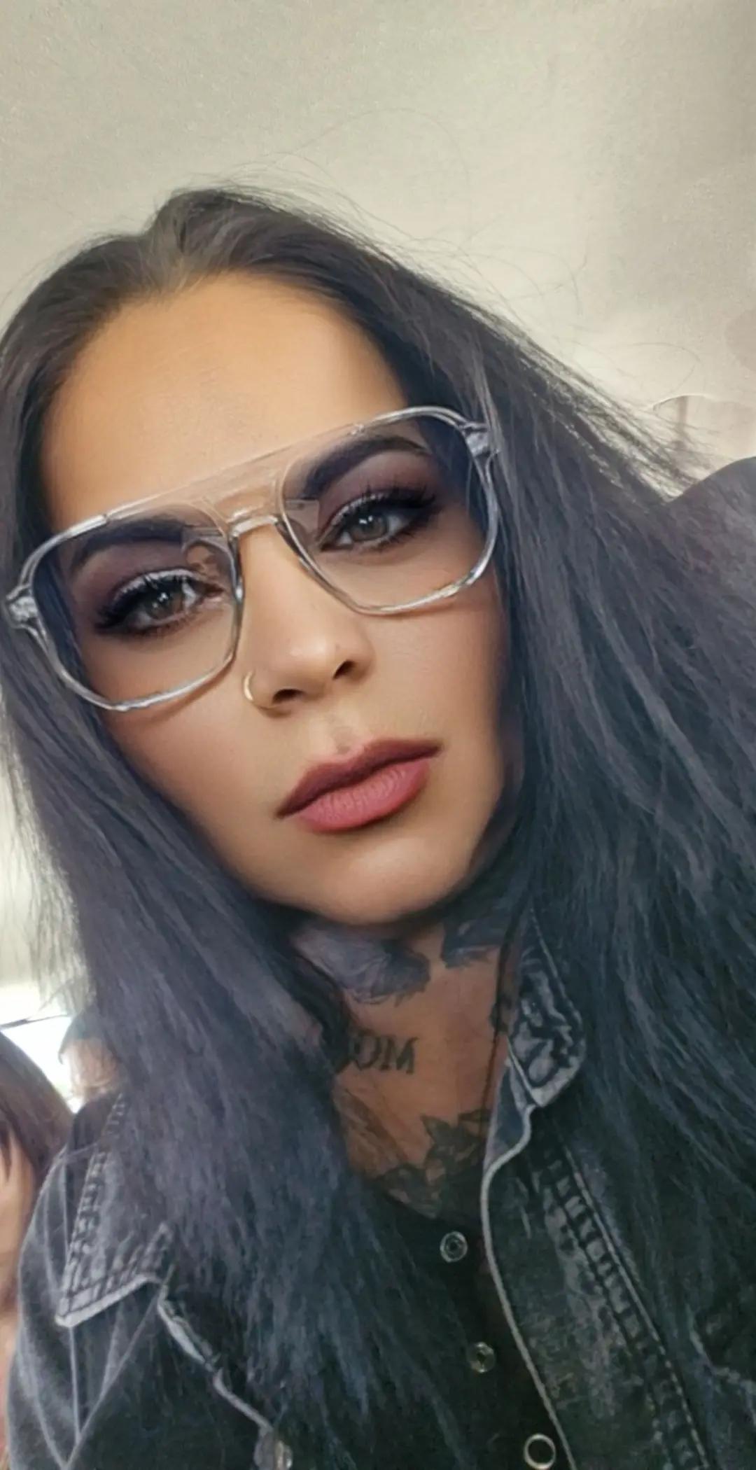 @Īnger pierdut🖤🖤🩷🖤