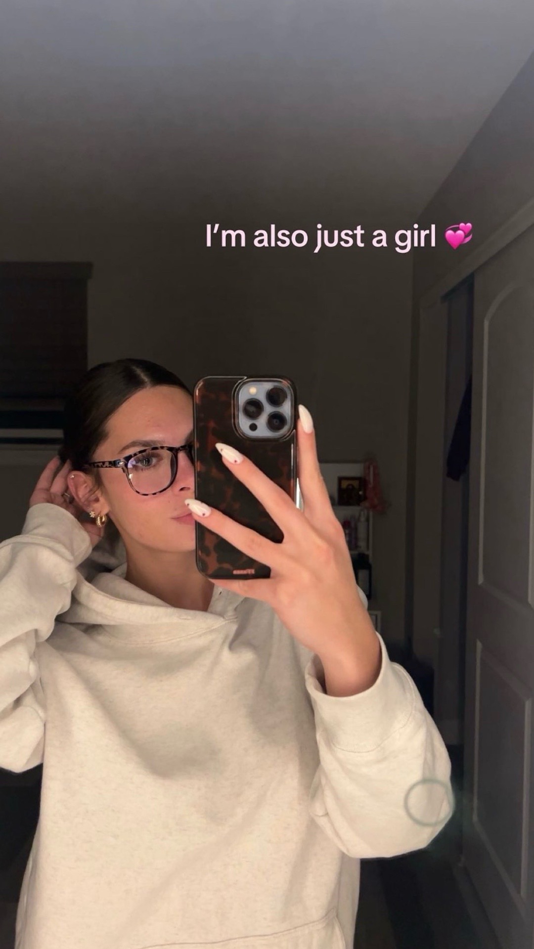 @👄