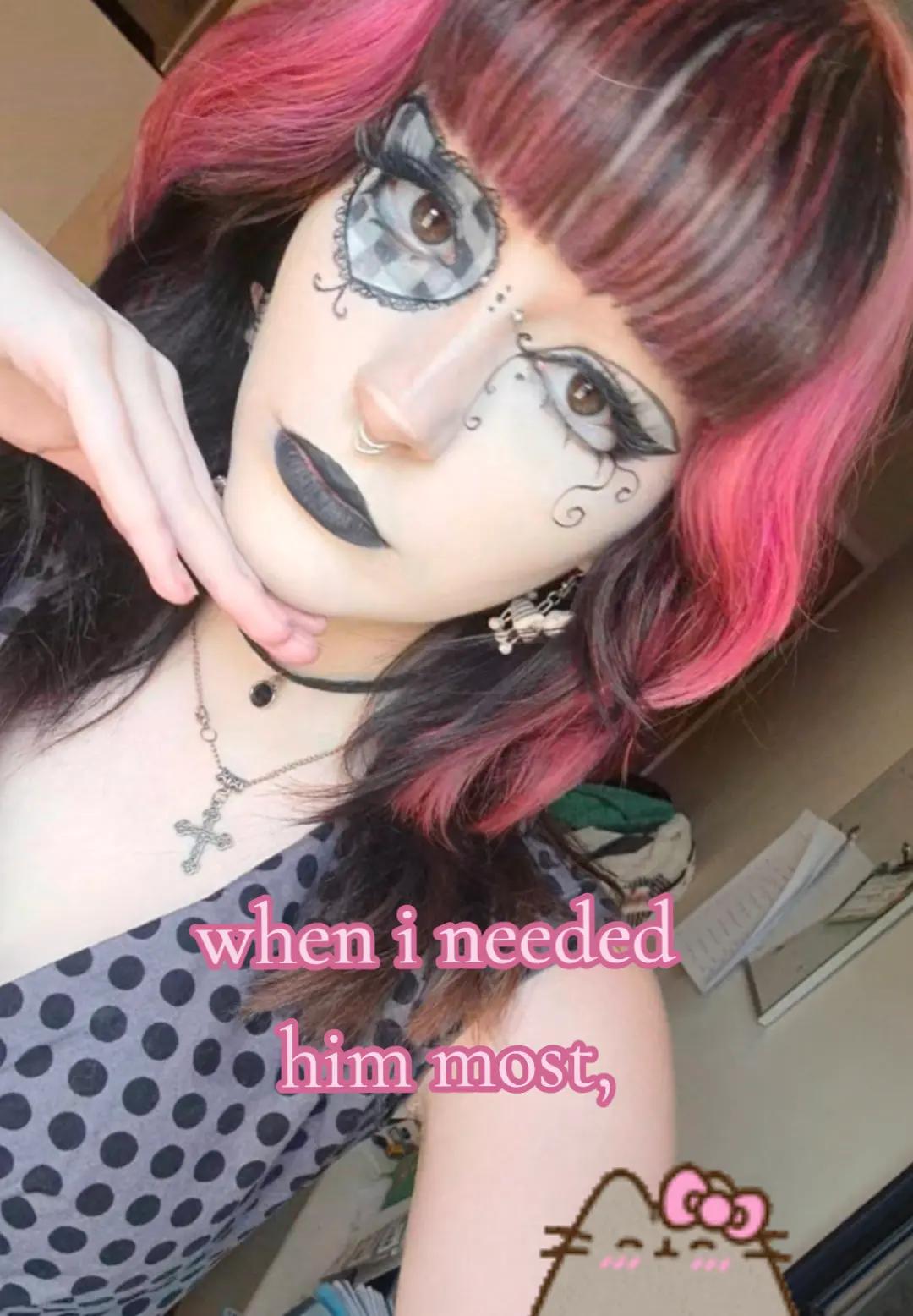 @Nat 🖤🦄