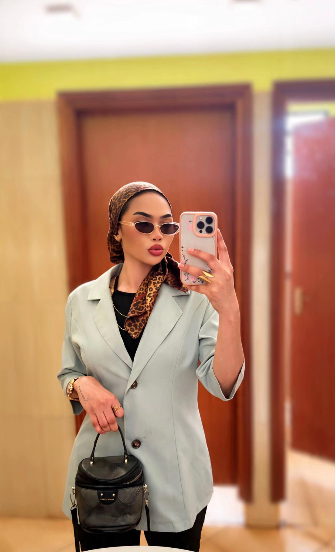 @Sakeib🦋🥀❤️