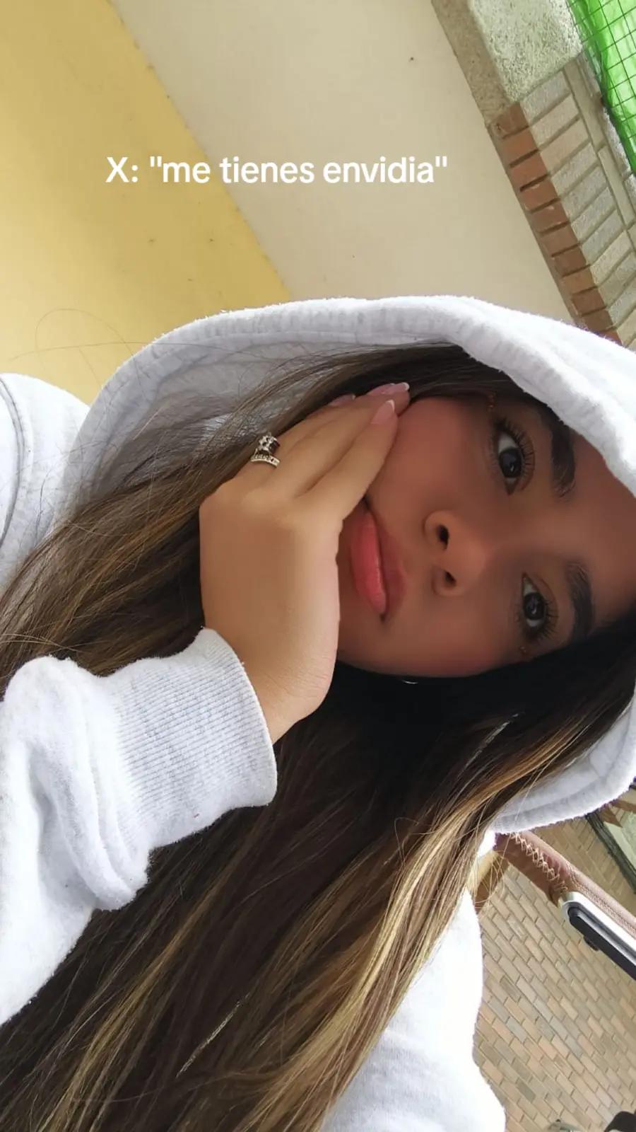@Mica💫