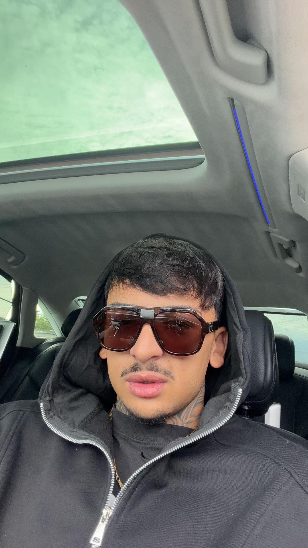 @Lazăr666
