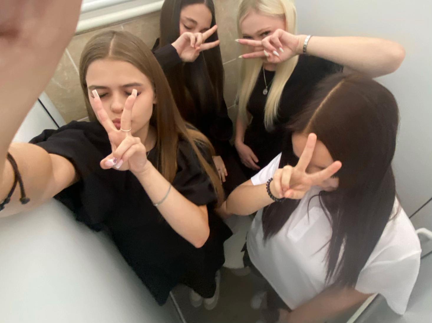 @настя🪽