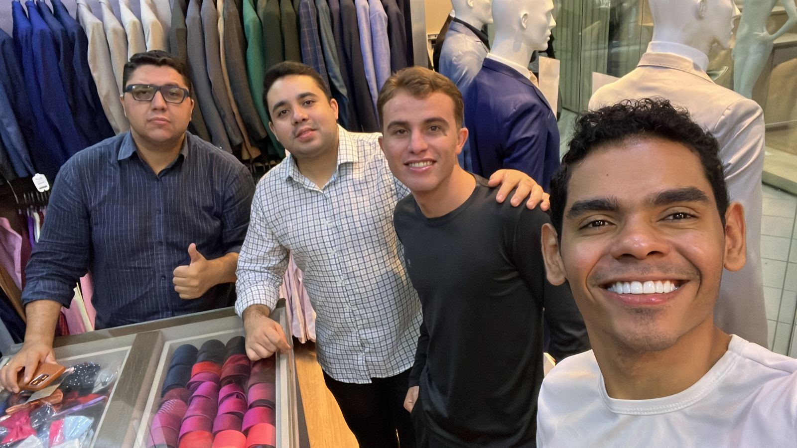 @Lucas Molina