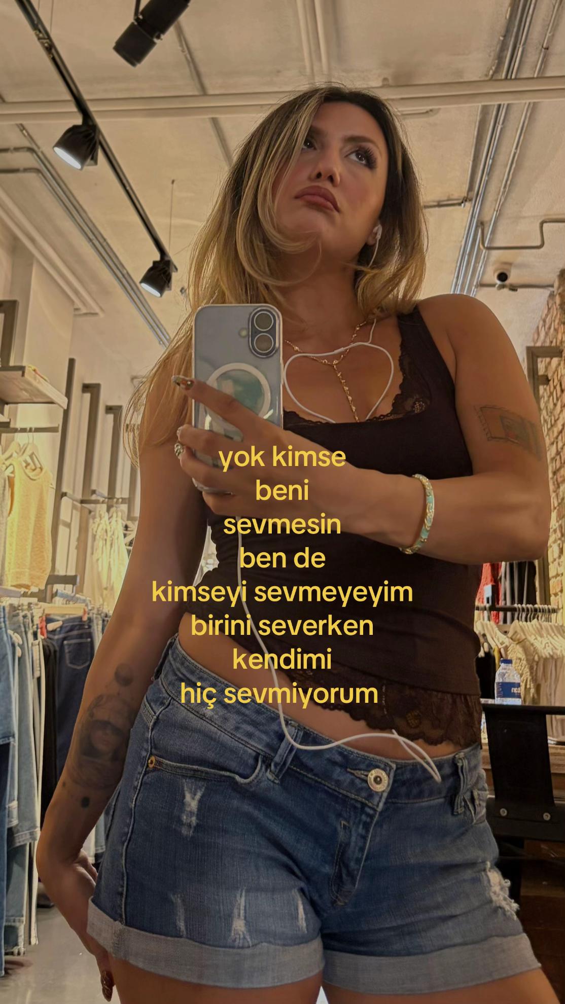 @nanahera_