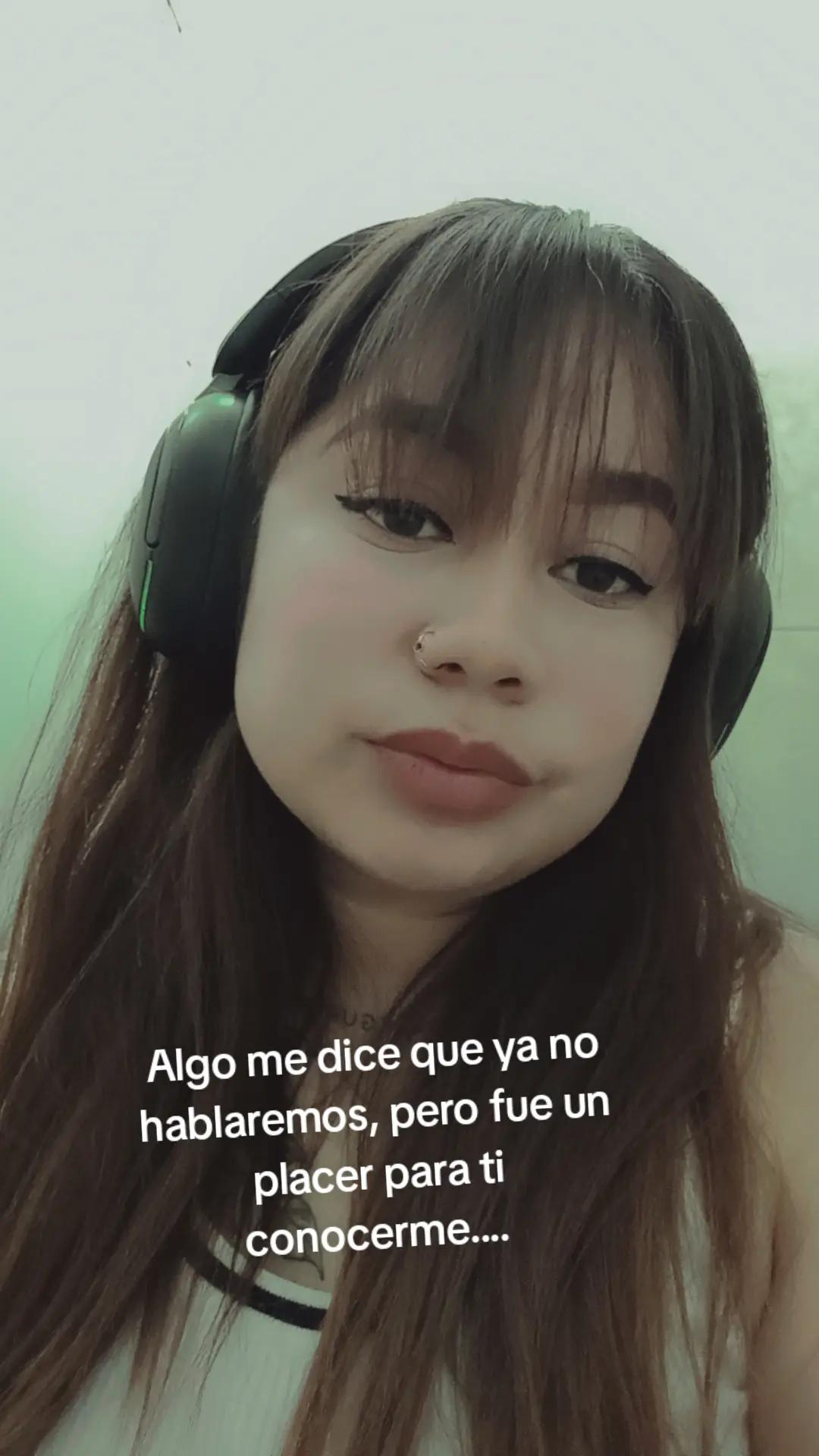 @Ana Cris Rdiiz