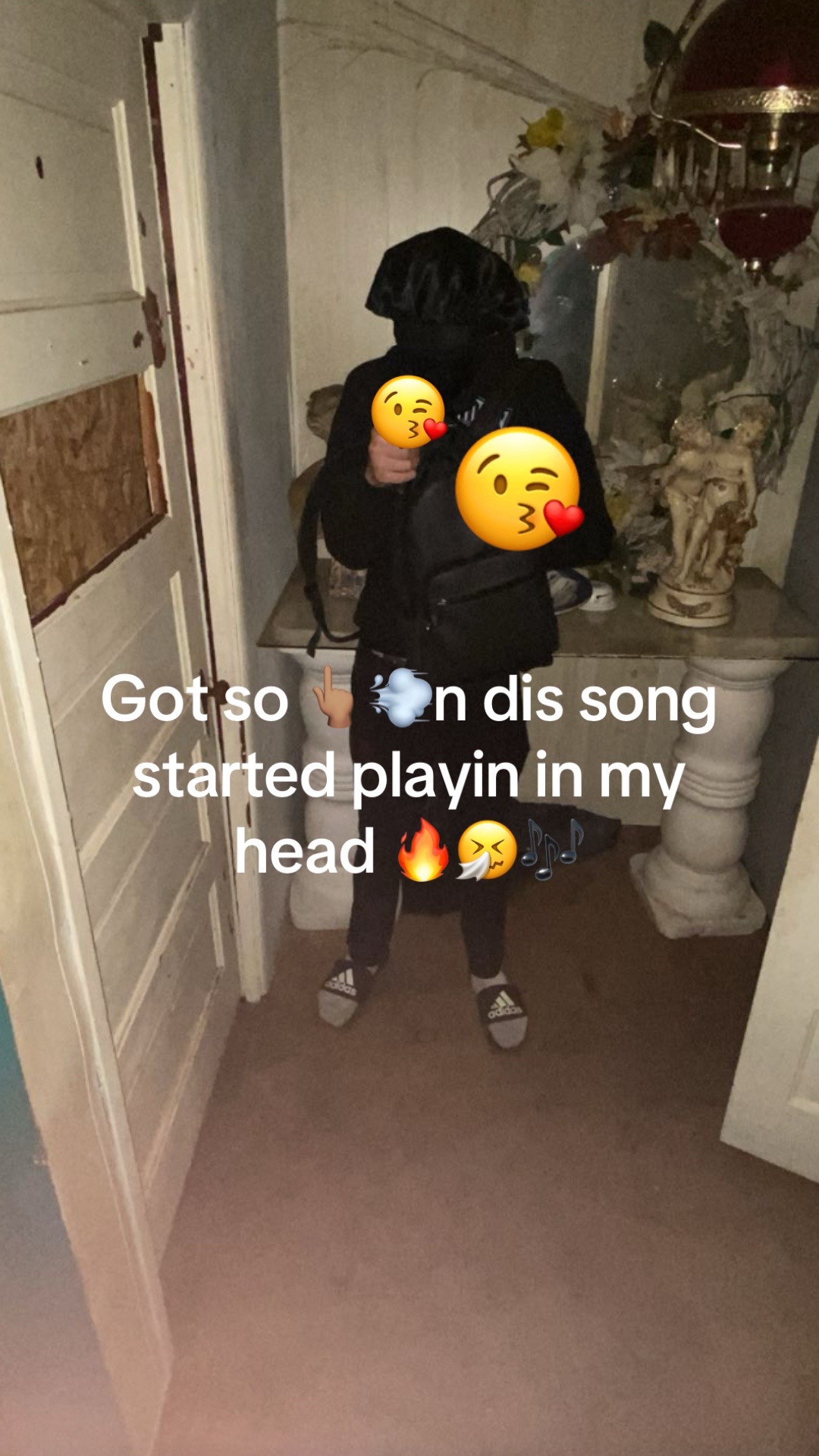 @Money_dk4