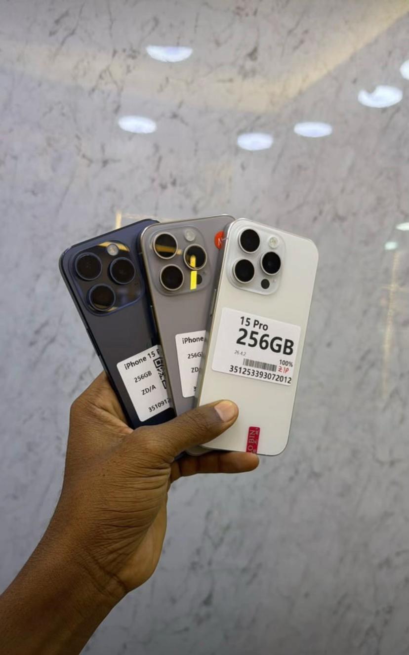 @B_Cutie Phone Store___