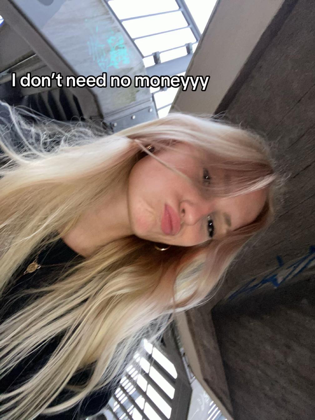 @blondiee🦦