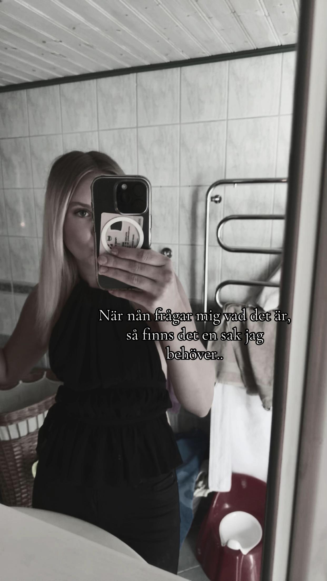 @Evelinaaa🎀