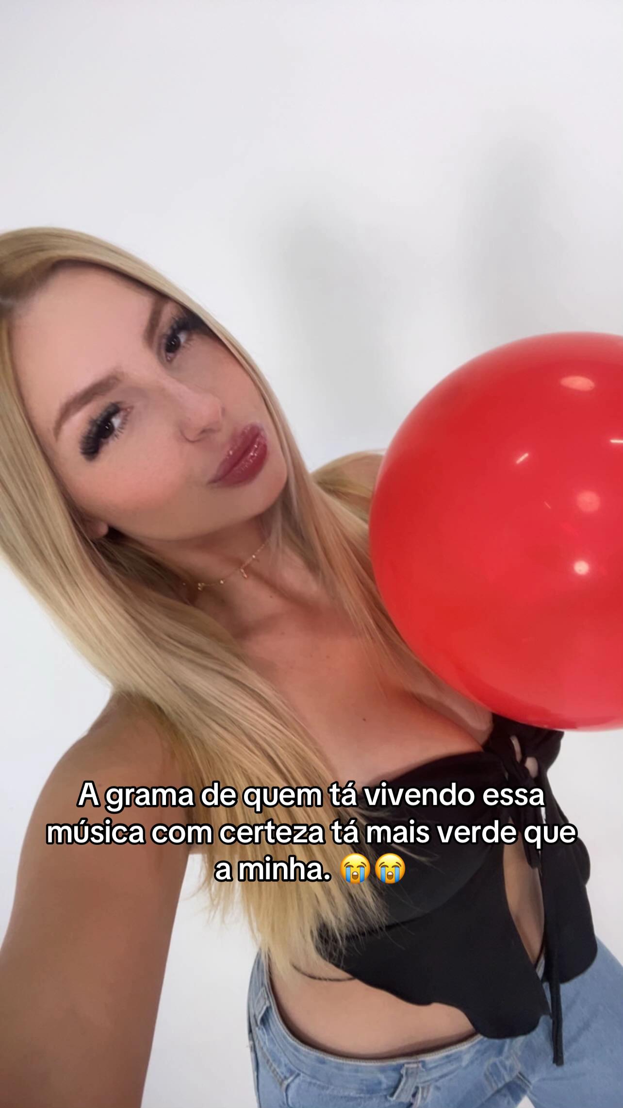 @Ju Martinez